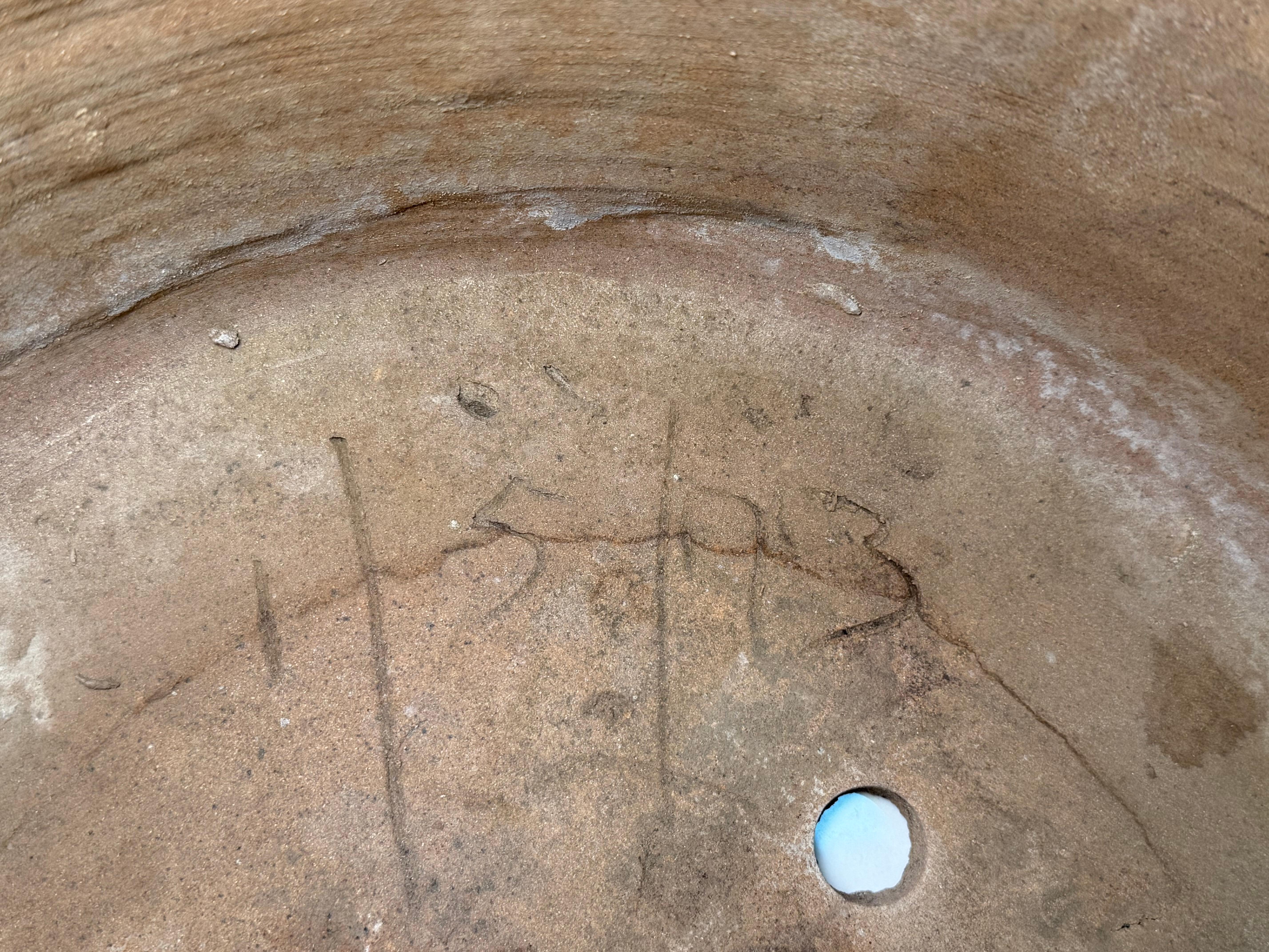Isla Del Sol Puerto Rican Stoneware Round Planter For Sale 3