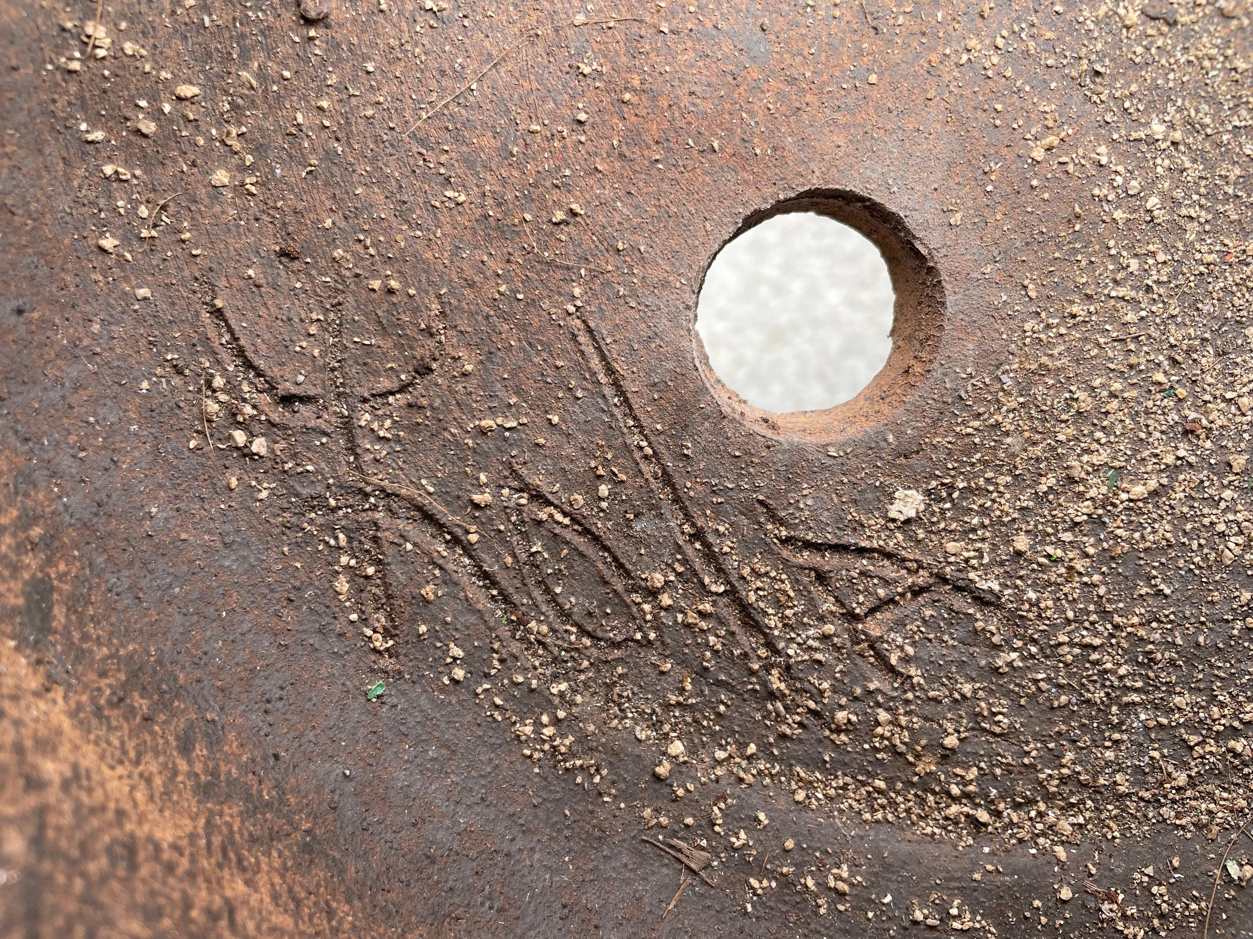 Isla Del Sol Stoneware Round Planter 6