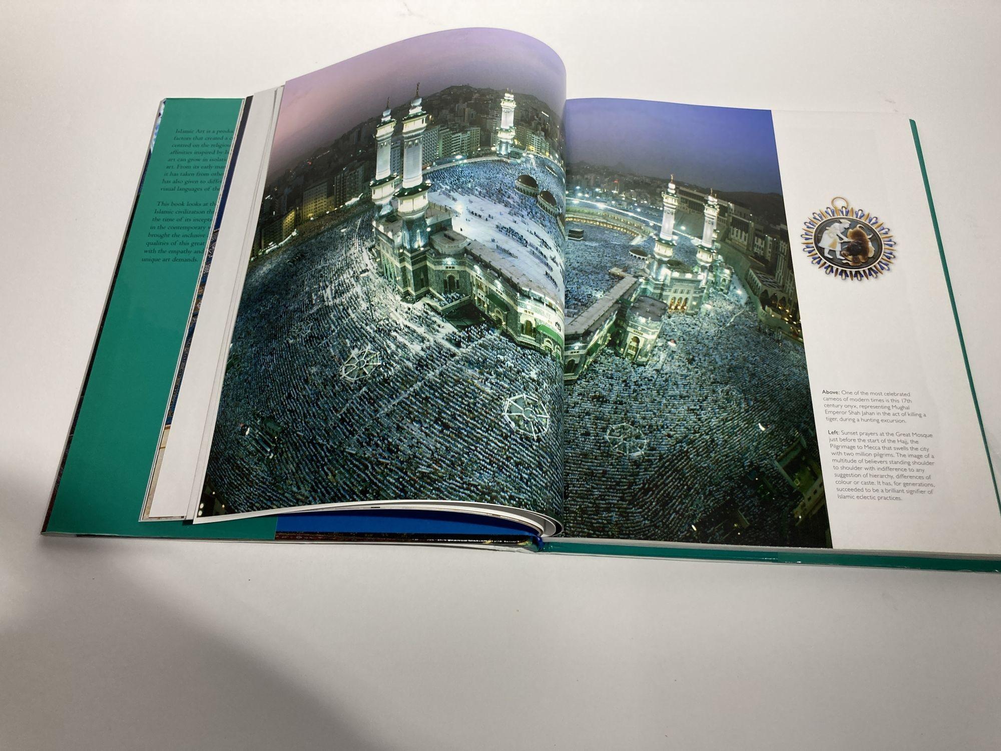 Islamic Art: the Past and Modern Nuzhat Kazmi Islamic Architecture Book 3
