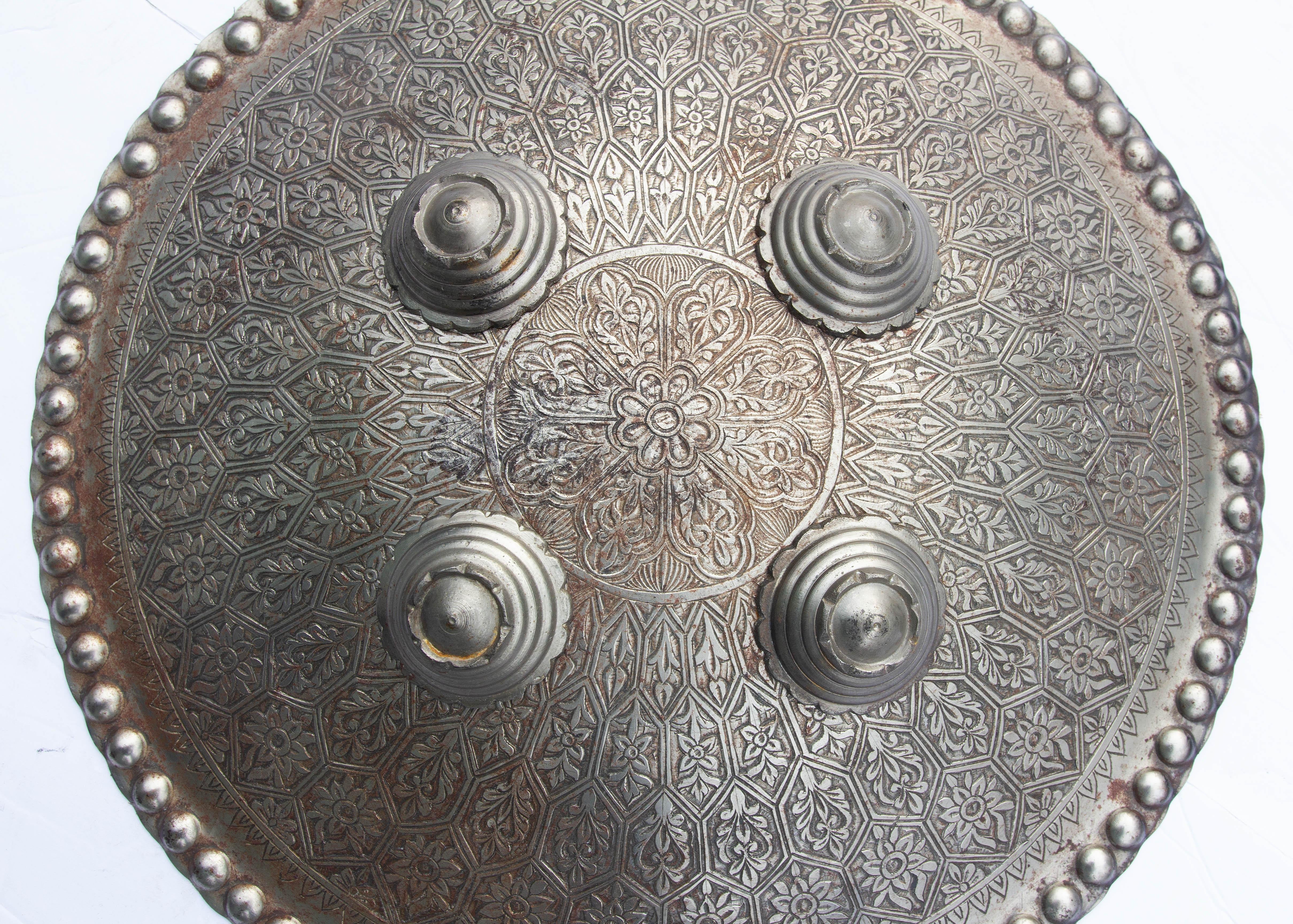 Islamic Persian Iron Shield In Good Condition For Sale In Rochester, NY