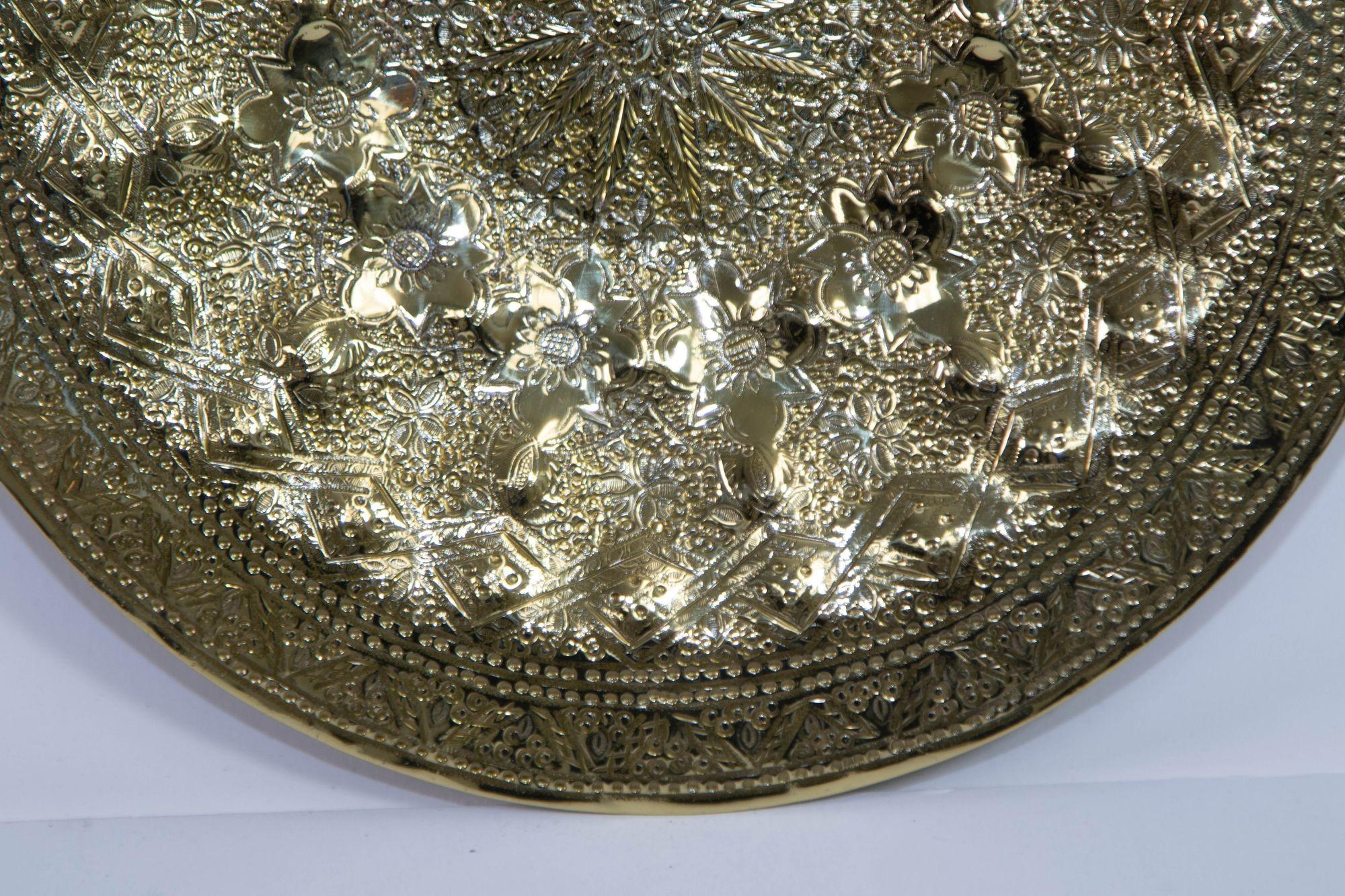Islamic Persian Polished Brass Tray Collectible Metal Work Platter 10 inches D. For Sale 5