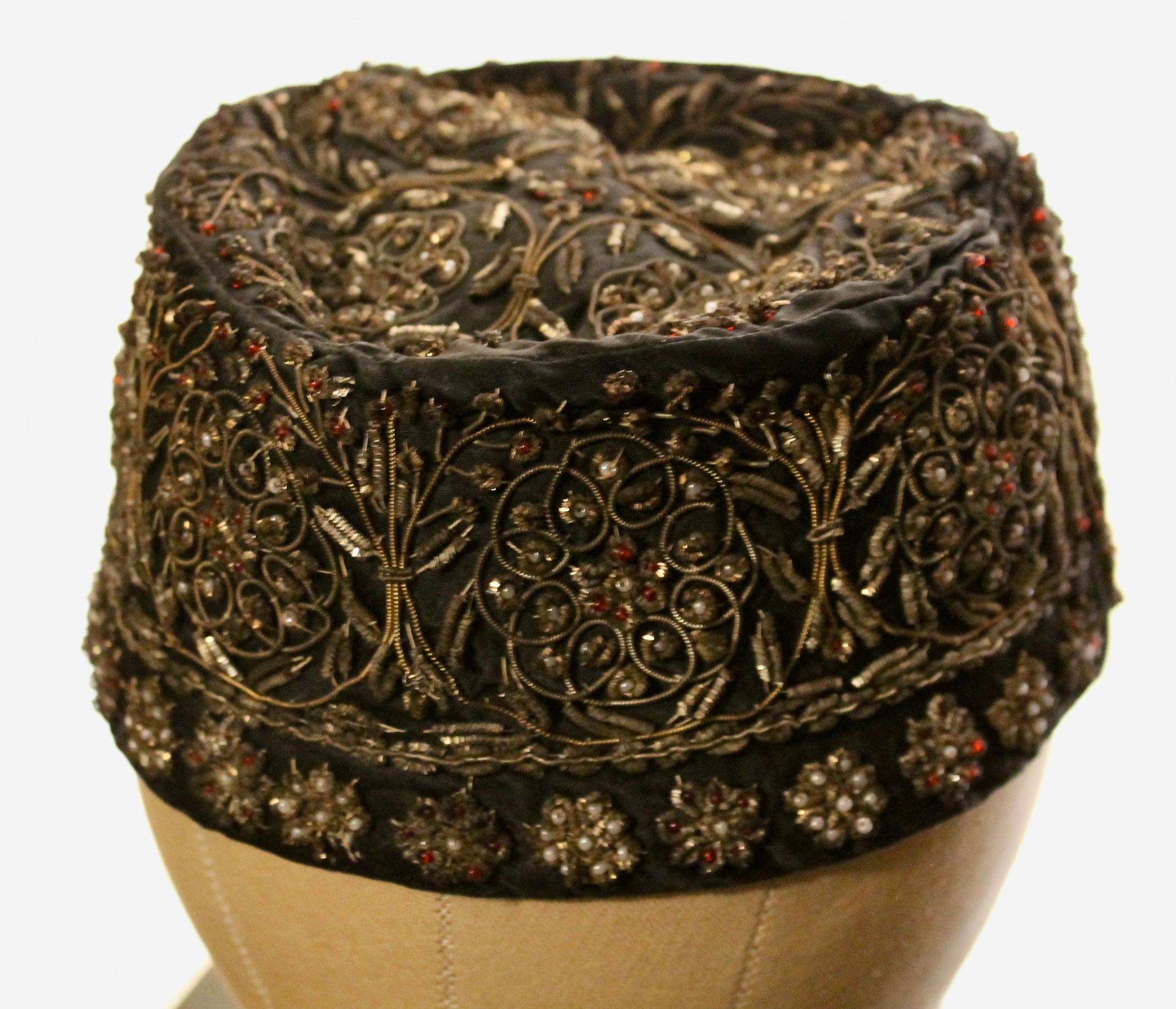 Islamic Pill Box Hat 'Kippah' For Sale 5