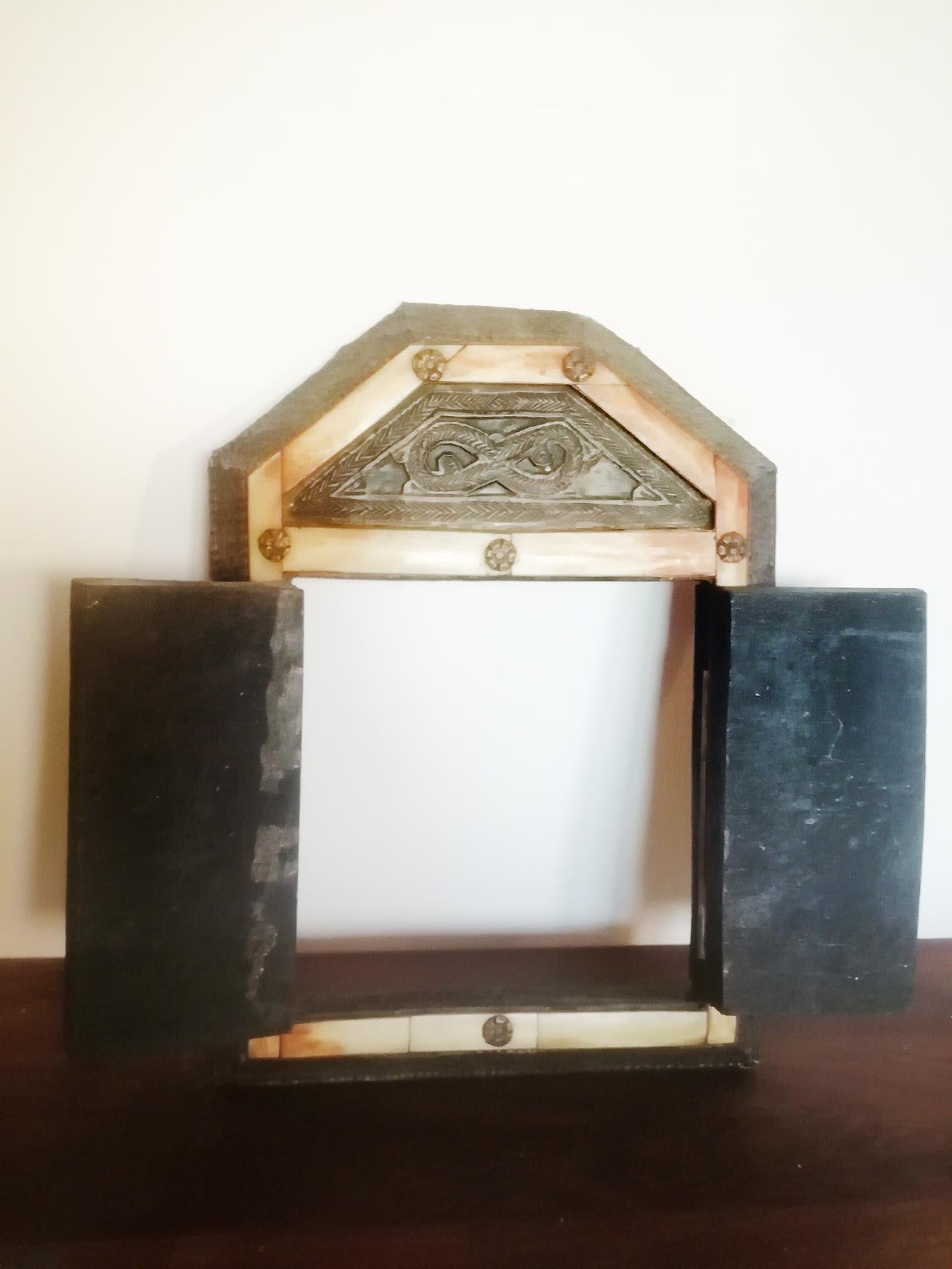 Islamic Style Frame In Good Condition In Mombuey, Zamora