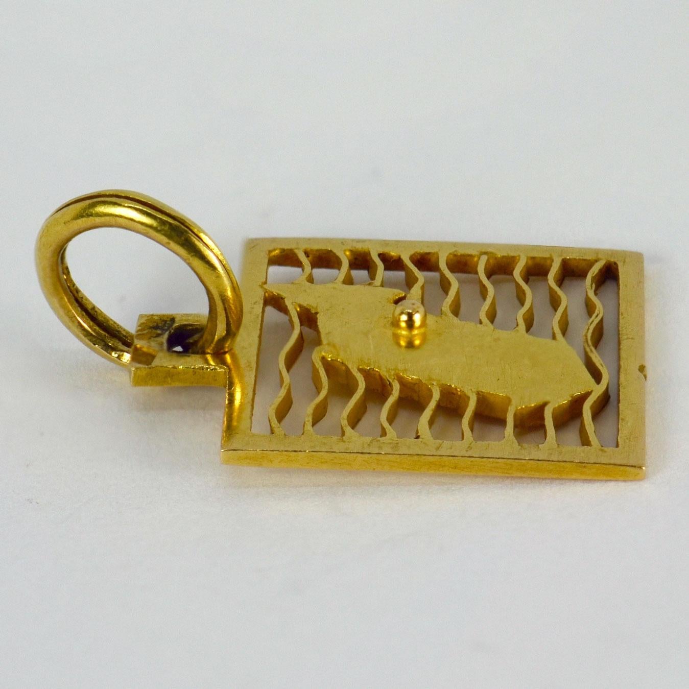 Island Map 18 Karat Yellow Gold Square Charm Pendant In Good Condition For Sale In London, GB