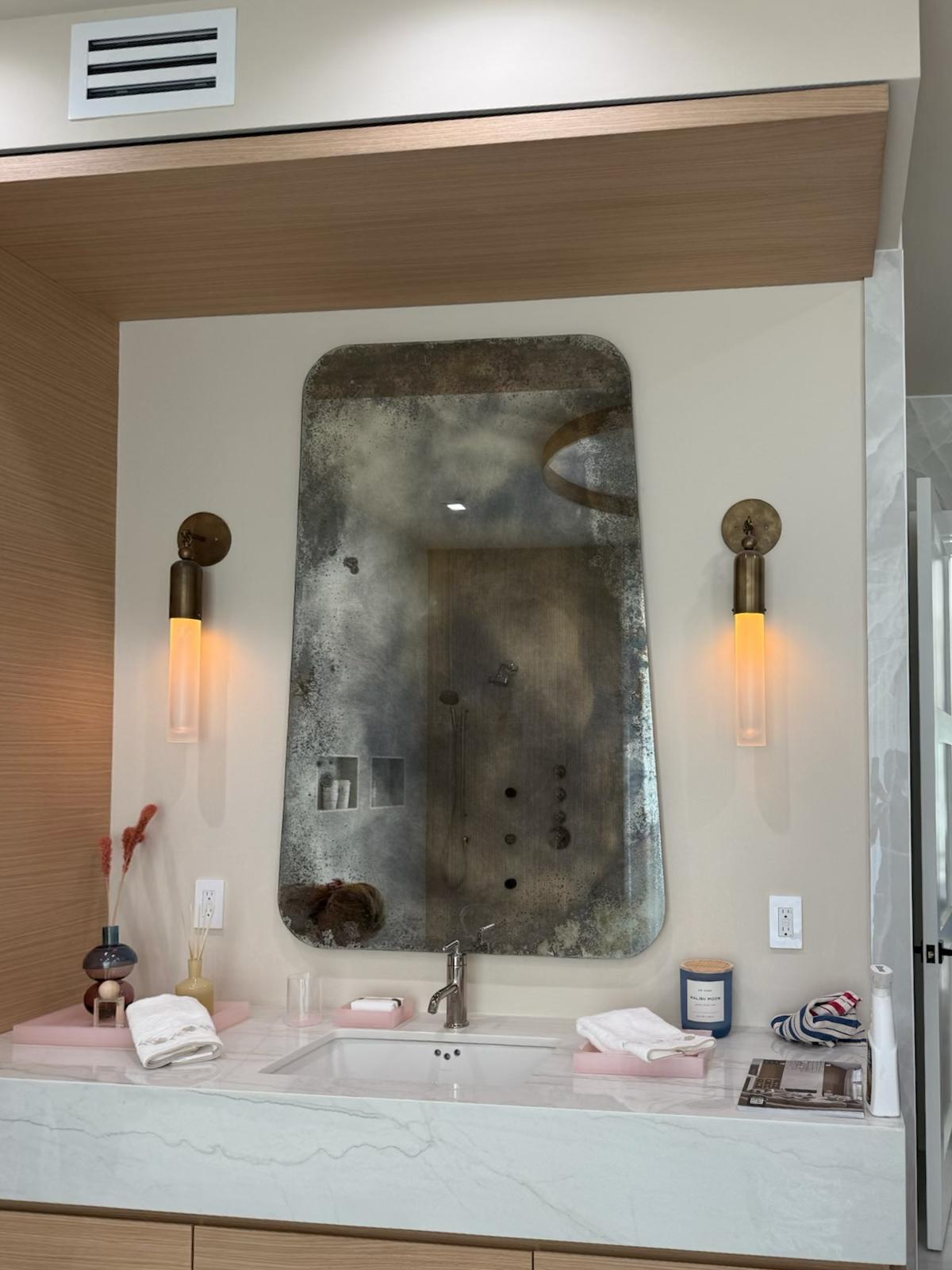 XXI secolo e contemporaneo Isleclair Lune in vendita