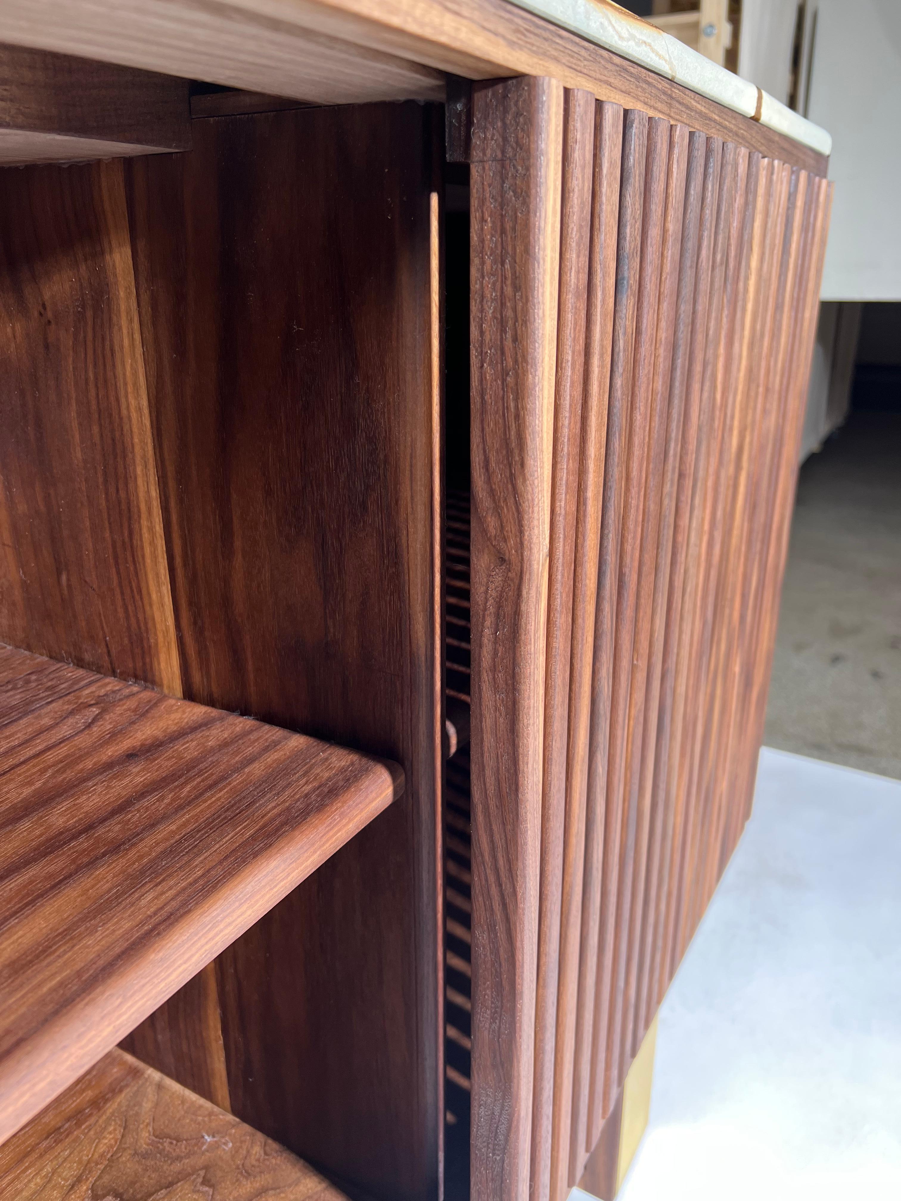 iSN-v1 Blue Roma Quartzite & Walnut Sideboard For Sale 8