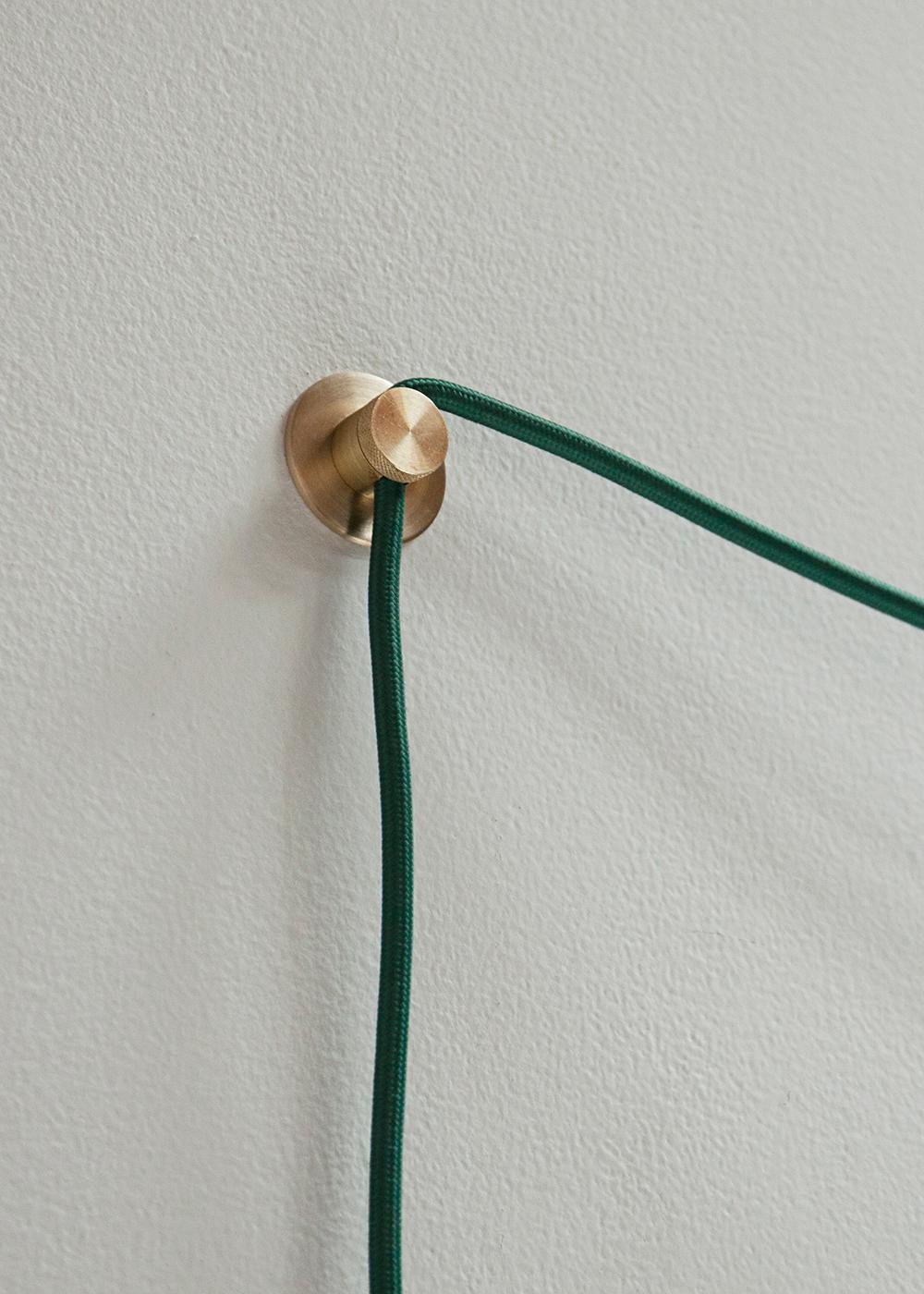 Iso Sconce Light in Brass Finish and Color Wash Globe – Large, 1st Dibs New York In New Condition In Brooklyn, NY