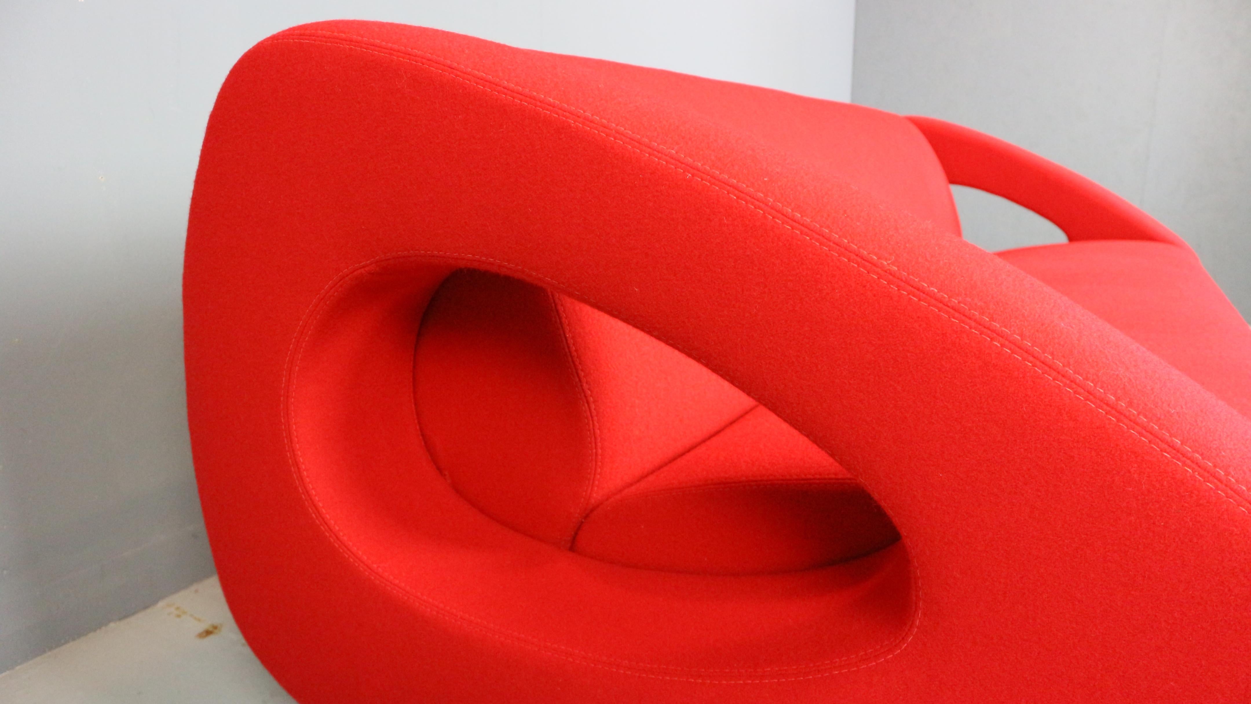 Isobel sofa design Van Der Kley - Artifort 2003 3