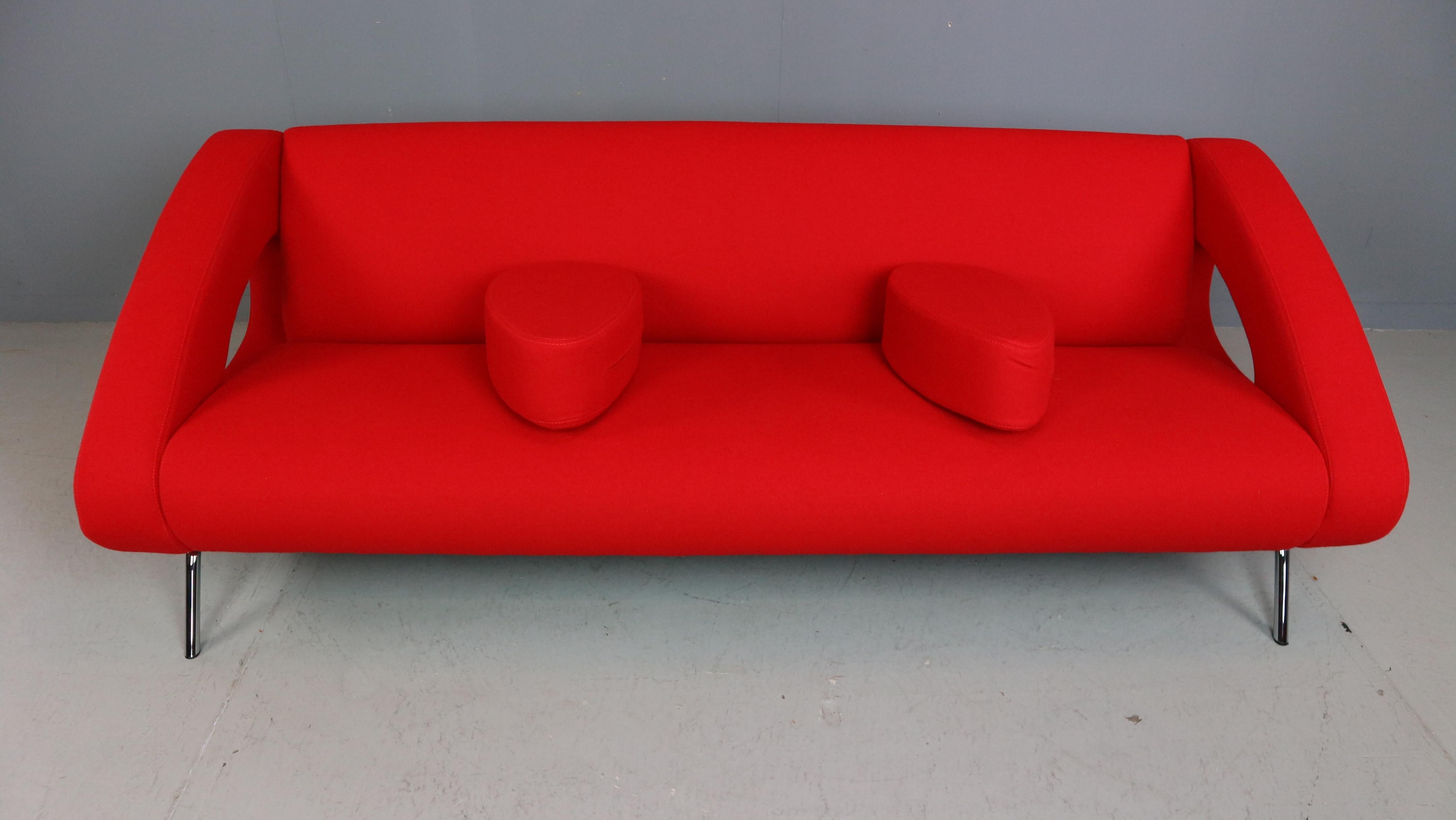 Isobel sofa design Van Der Kley - Artifort 2003 4