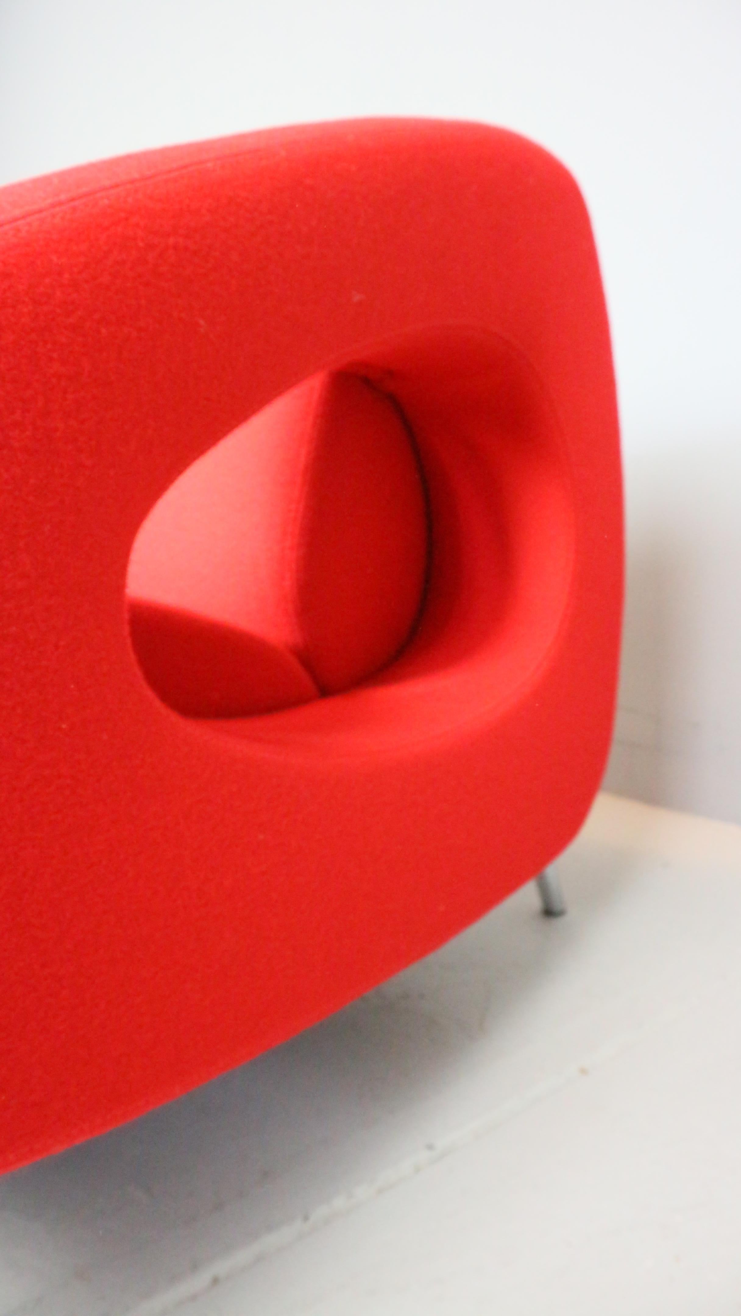 Isobel sofa design Van Der Kley - Artifort 2003 10