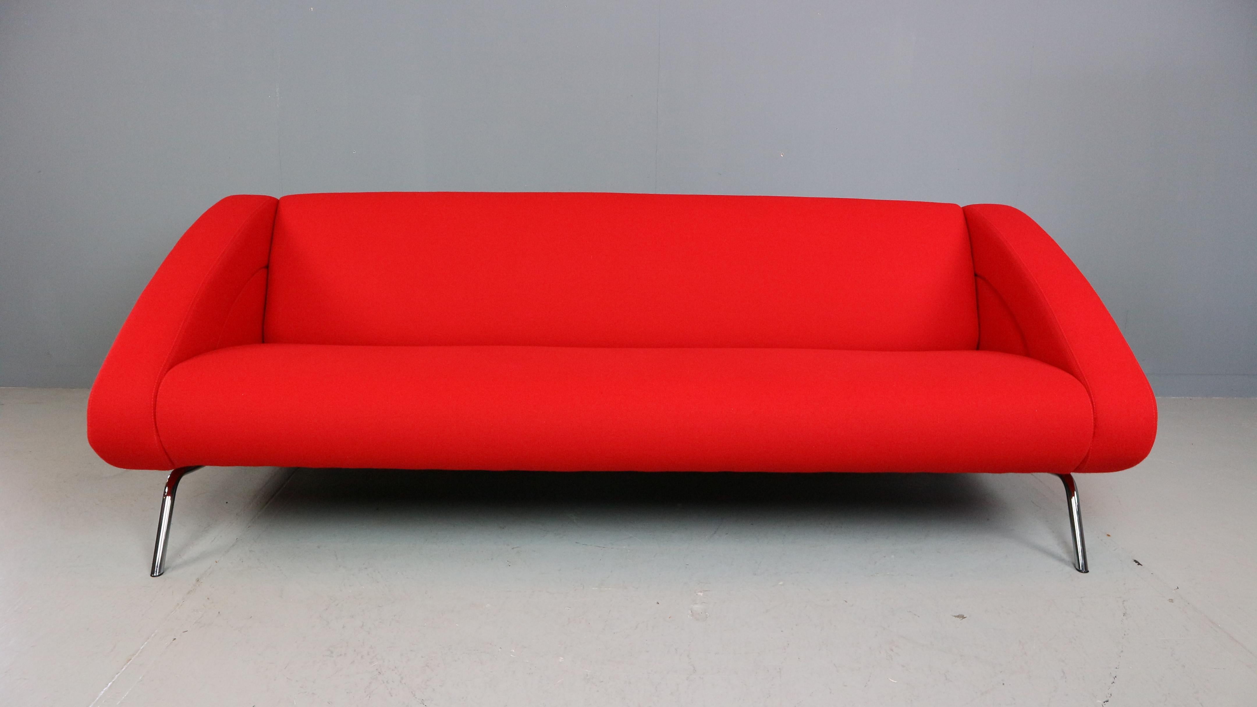 Mid-Century Modern Isobel sofa design Van Der Kley - Artifort 2003
