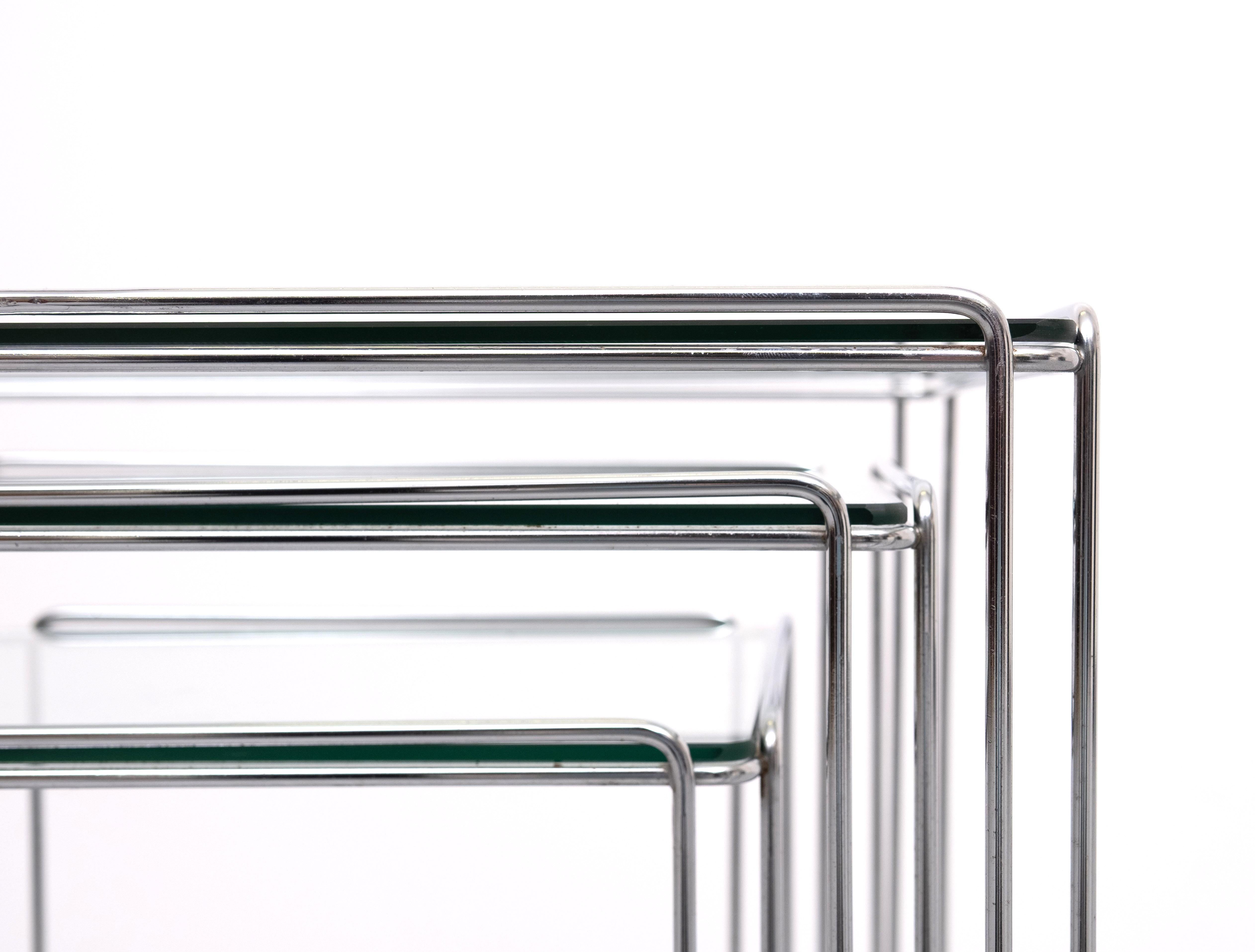 Isocèle Tables gigognes en chrome Max Sauze, 1970 France en vente 3