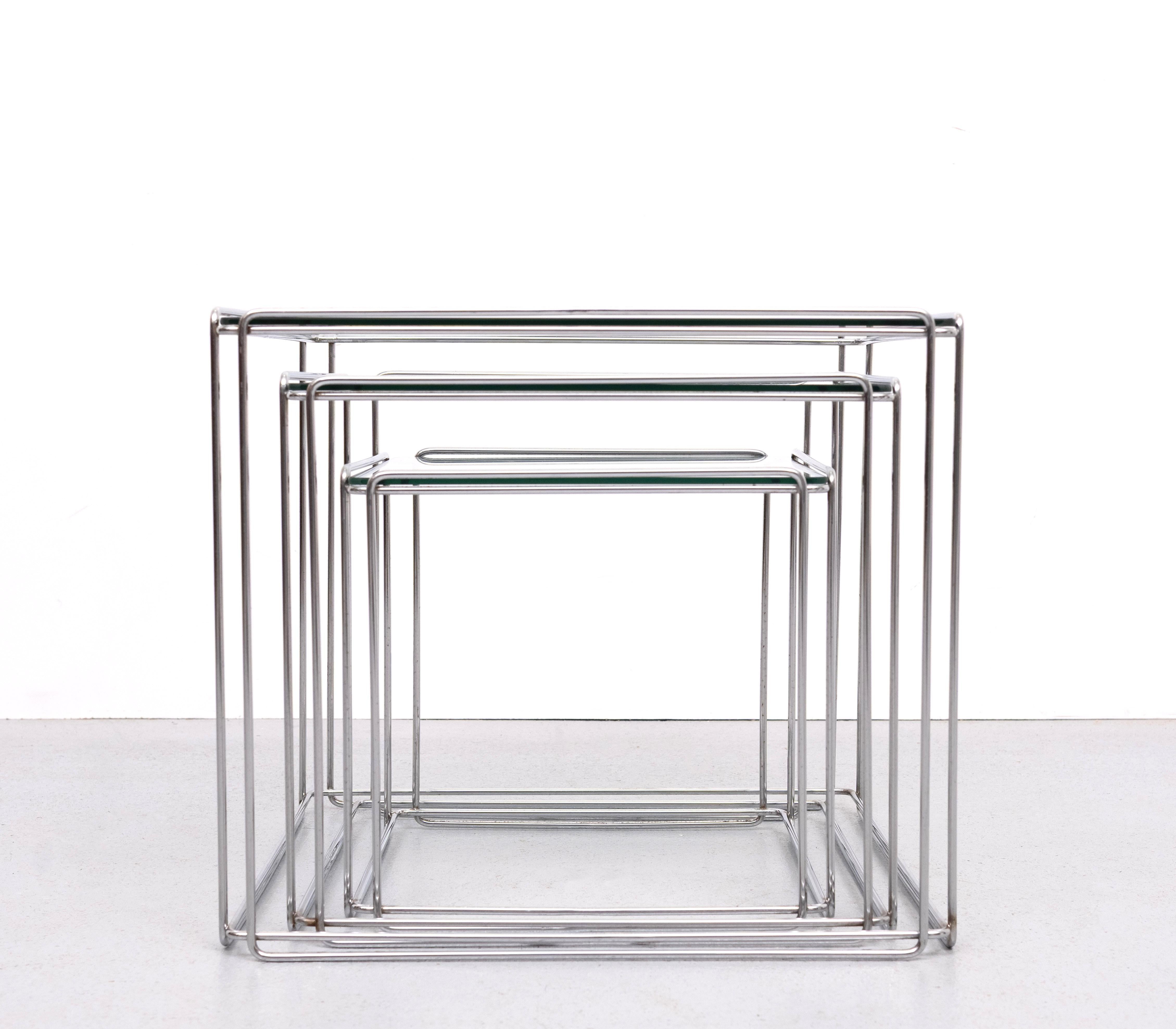 Fin du 20e siècle Isocèle Tables gigognes en chrome Max Sauze, 1970 France en vente