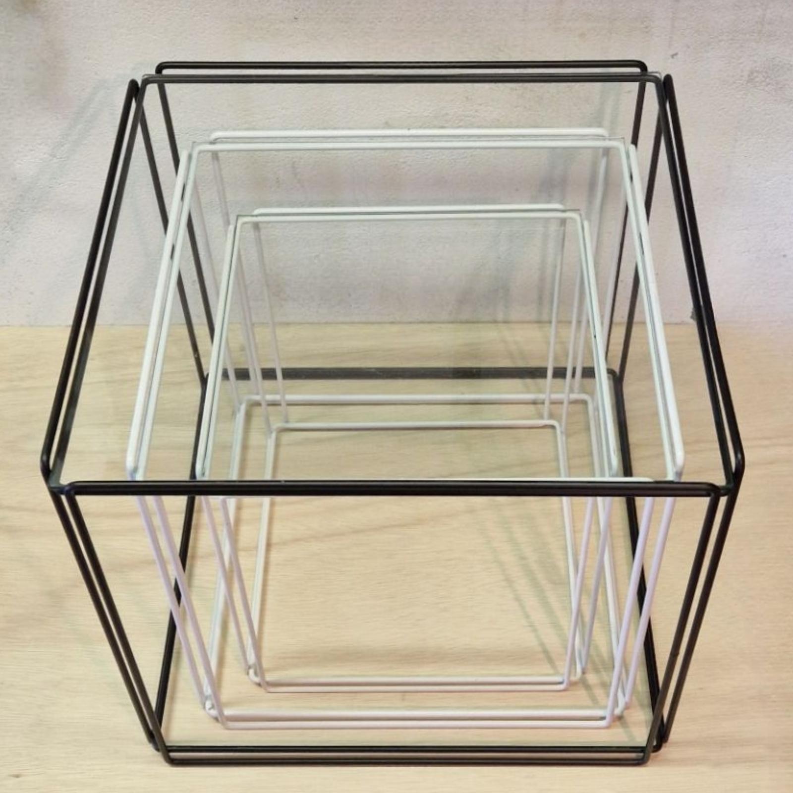 Minimalist Isocele nesting tables by Max Sauze, France 1970s For Sale
