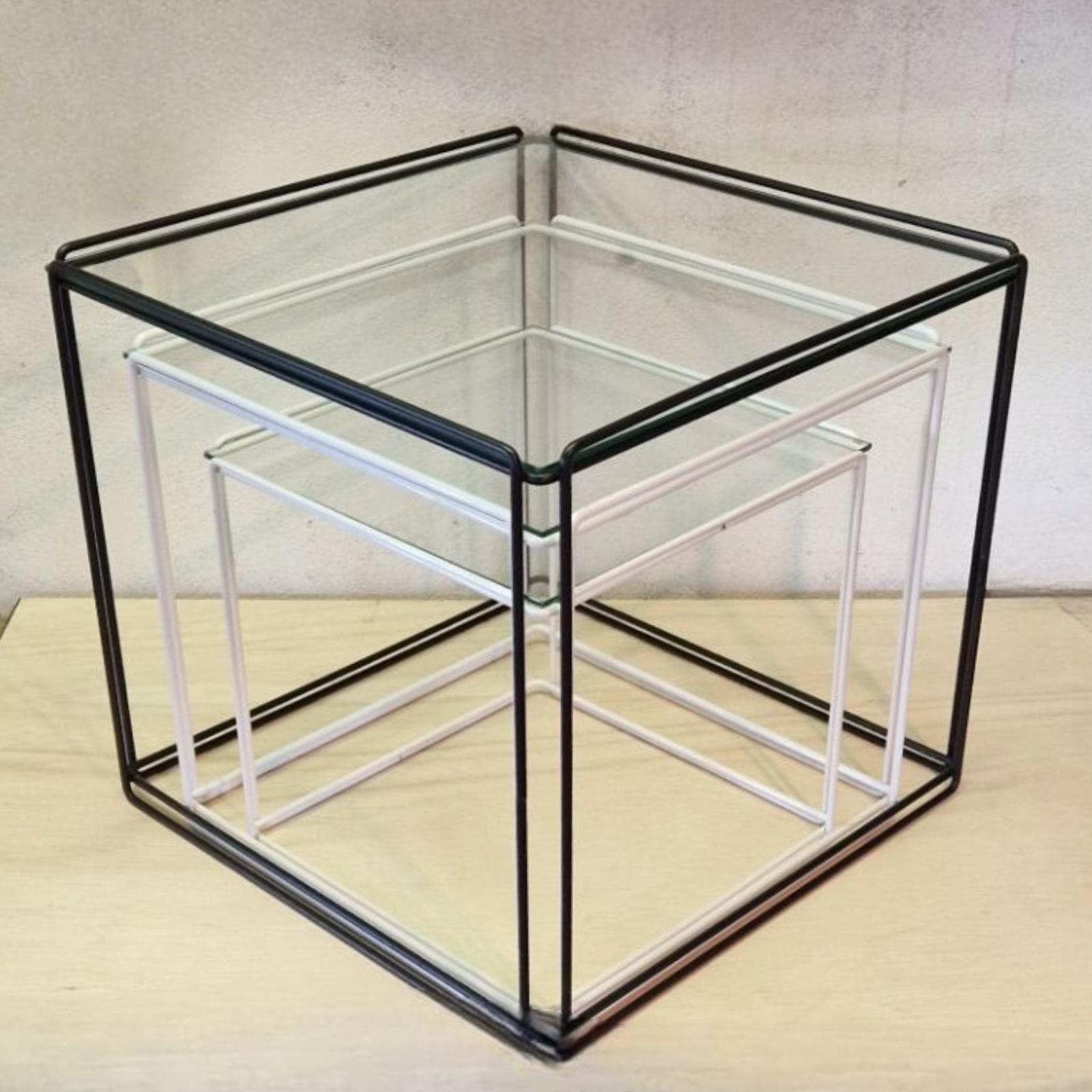 Isocele nesting tables by Max Sauze, France 1970s In Good Condition For Sale In ECHT, NL