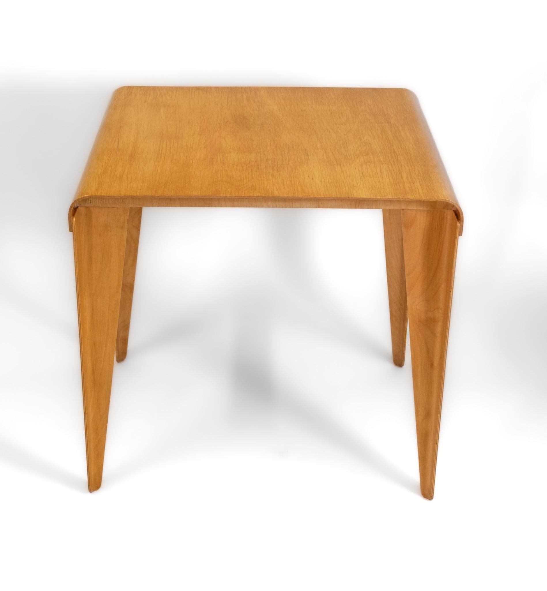Table de salle à manger Isokon Plus par Windmill Furniture conçue par Marcel Breuer en vente 3