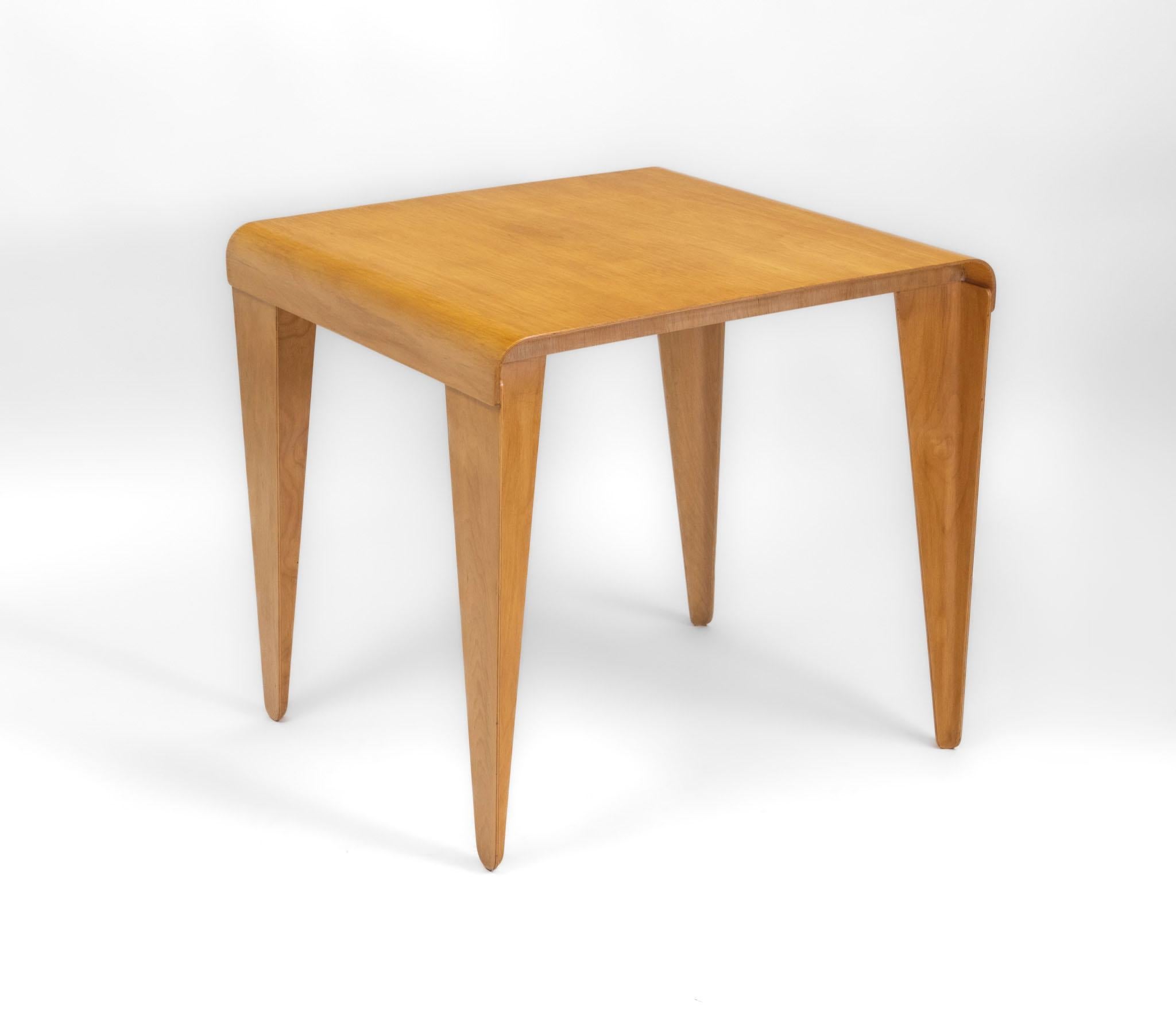 Laminé Table de salle à manger Isokon Plus par Windmill Furniture conçue par Marcel Breuer en vente