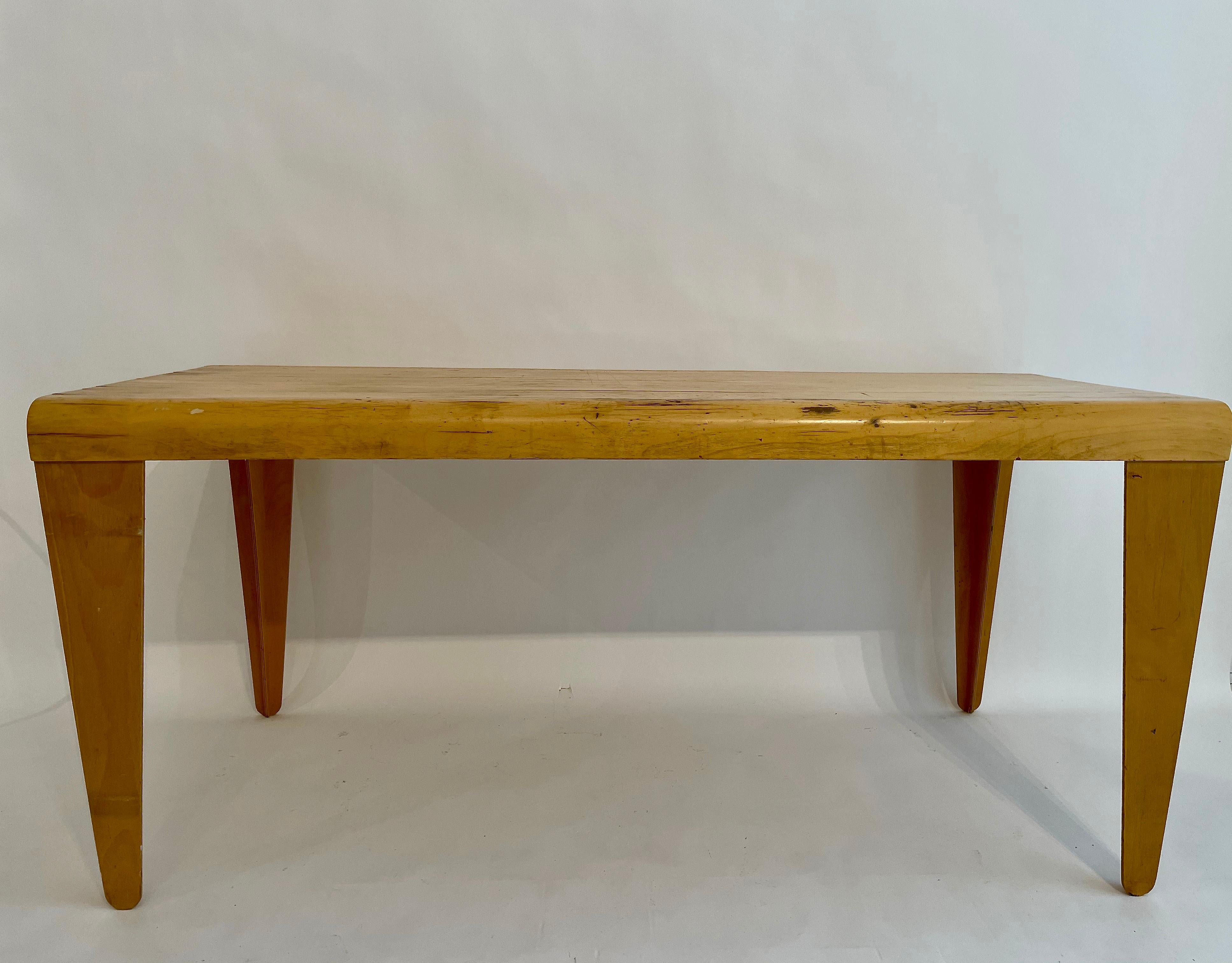 British Isokon T3 Dinning Table Breuer with Pritchard and Gropius 1/3 Made