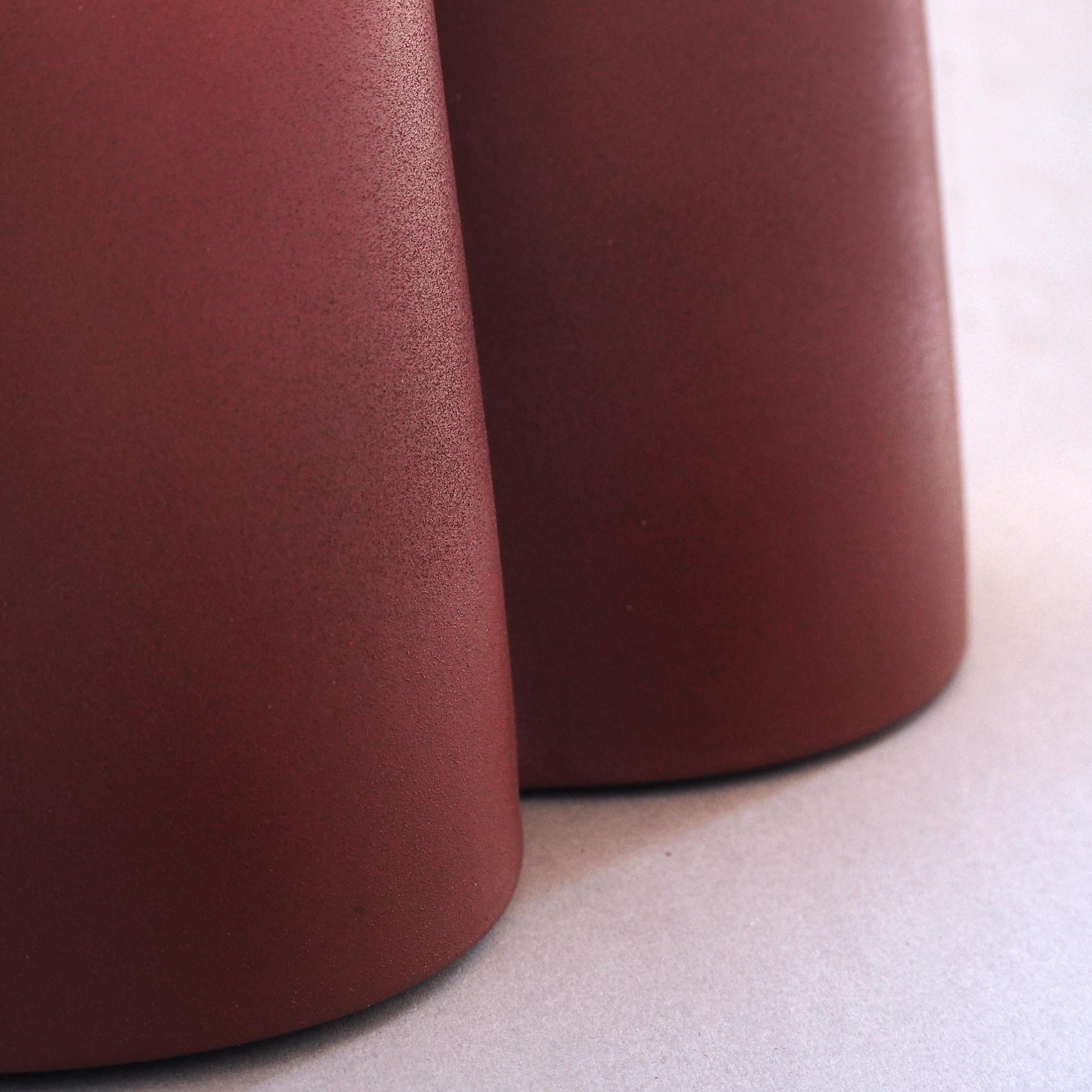 Isola/ Mesa auxiliar cónica de cerámica/ Cotto, diseñada por Cara/Davide para Portego Siglo XXI y contemporáneo en venta