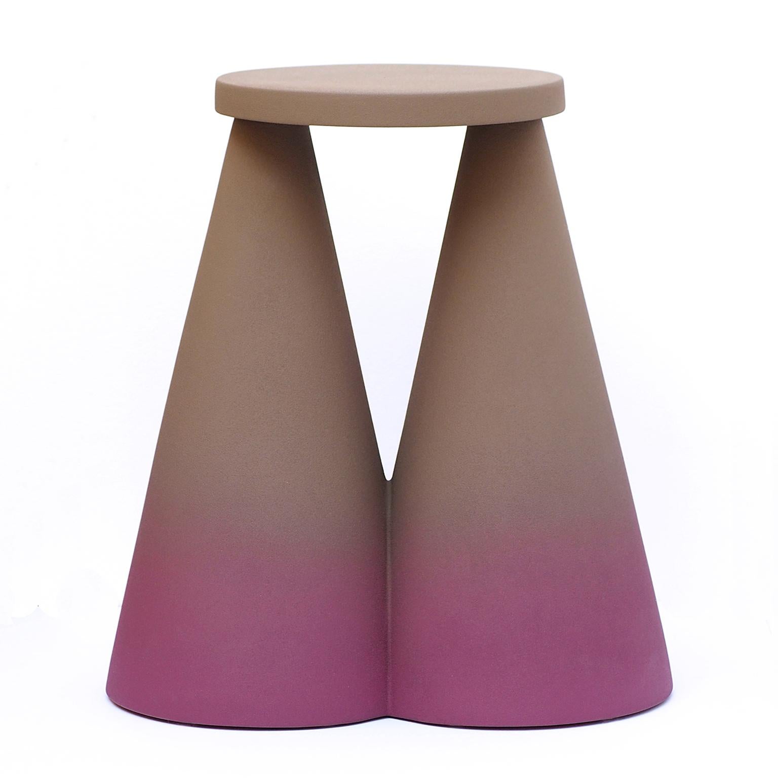 Isola side table is completely made in ceramic using high temperature furnace, to make the material stronger.
The large base makes the object stable as well as unique on its design.
Each piece is then finished by playing with the contrast between