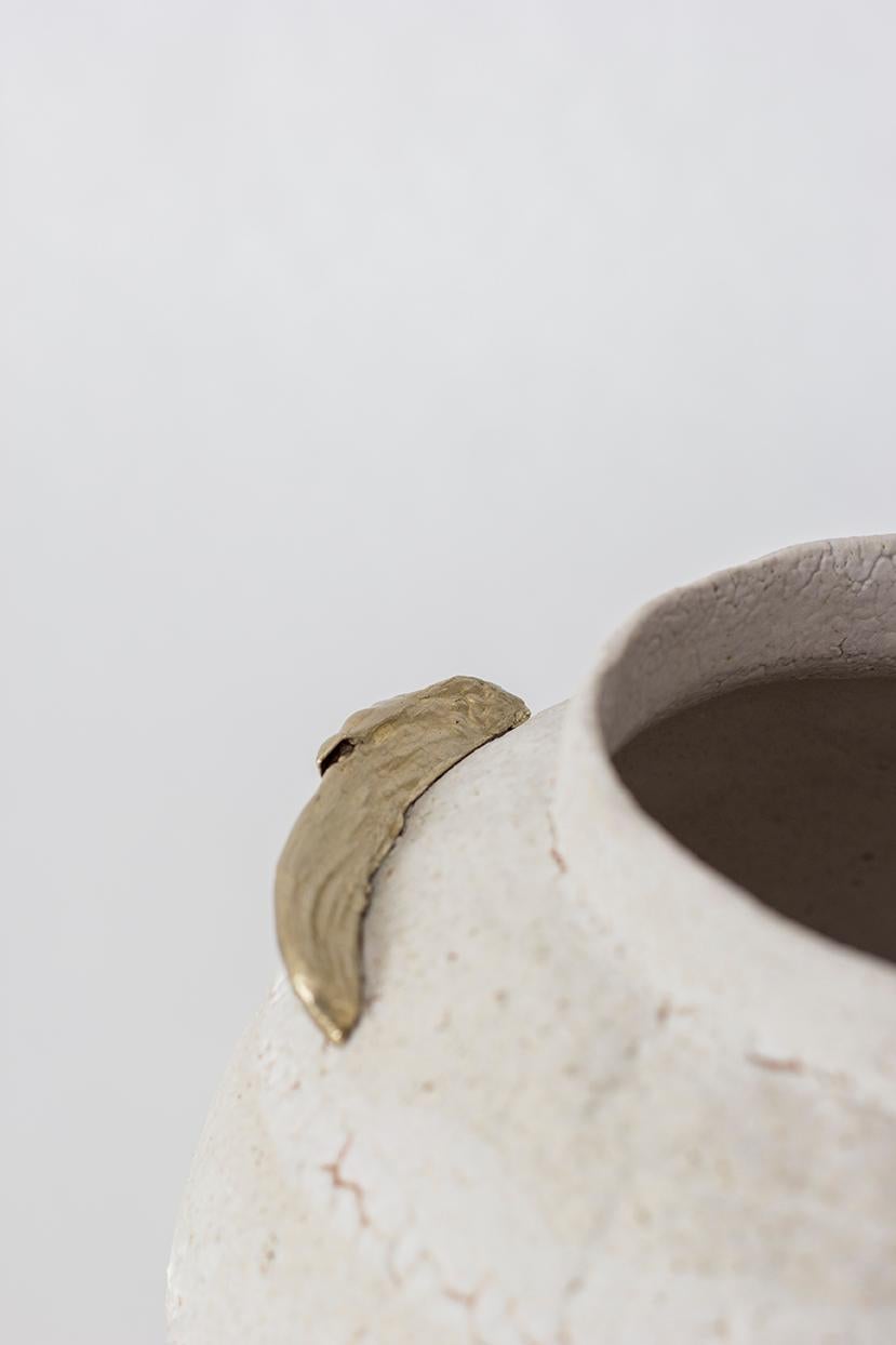 Vaso in ottone e gres smaltato 