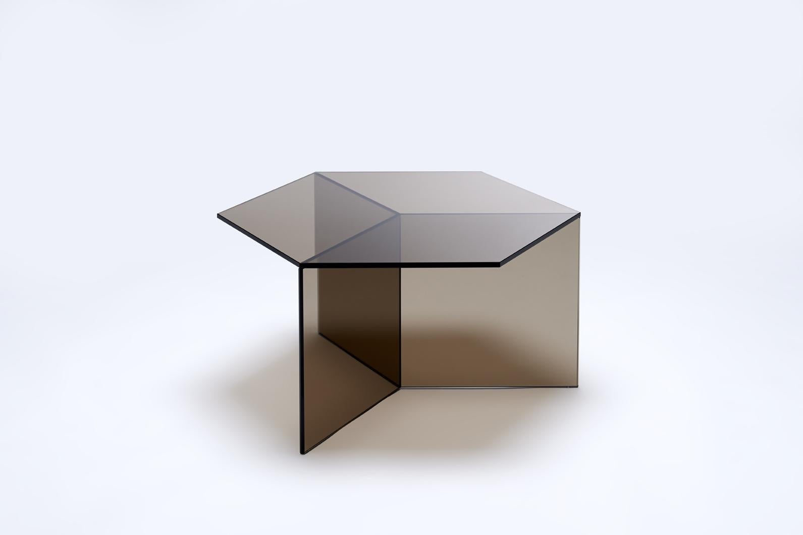 Other Isom Square Bronze Side Table in Tempered Glass For Sale