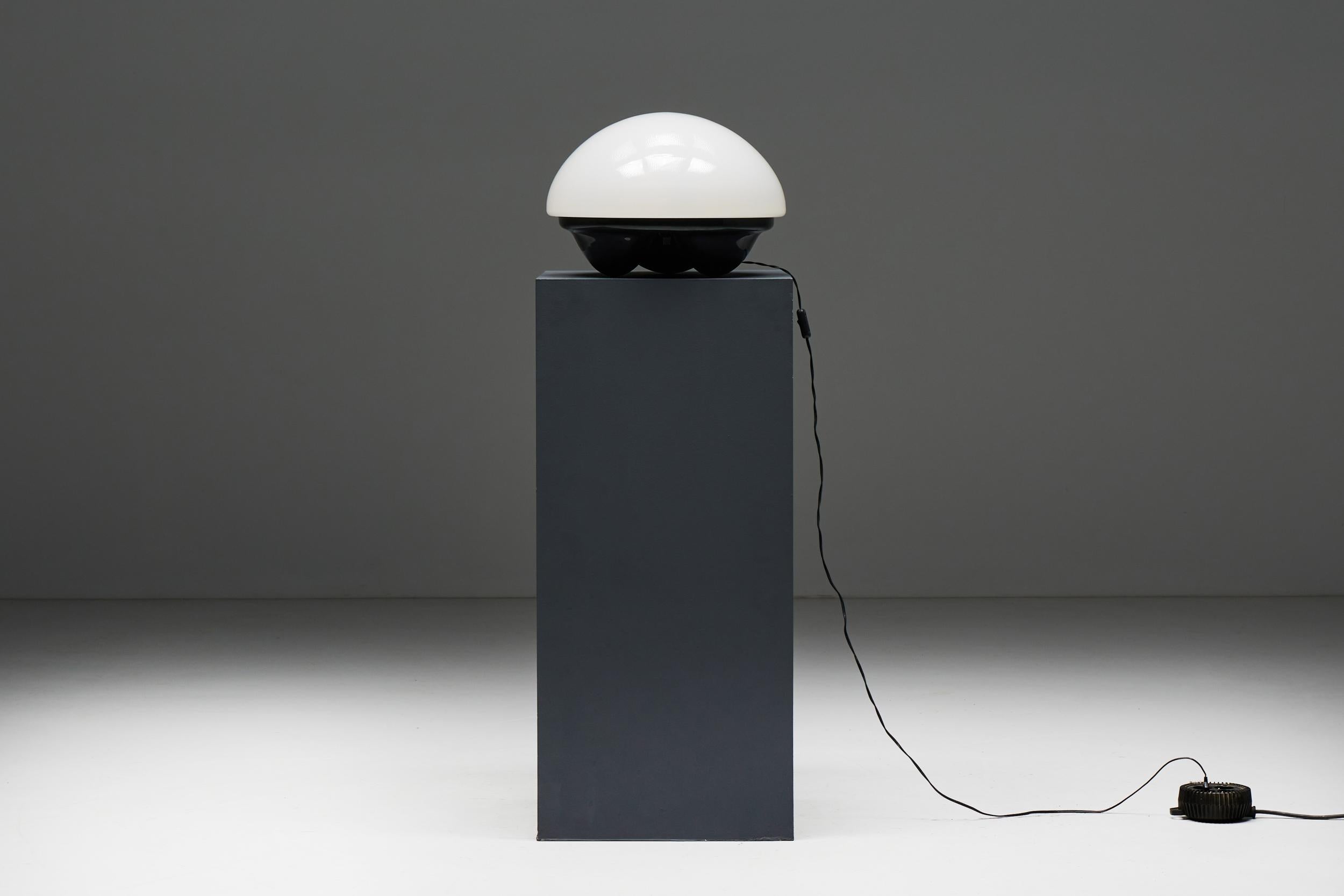Lampada 'Isotta' di E. Gentile per Sormani, Italia, anni '70 In condizioni ottime in vendita a Antwerp, BE