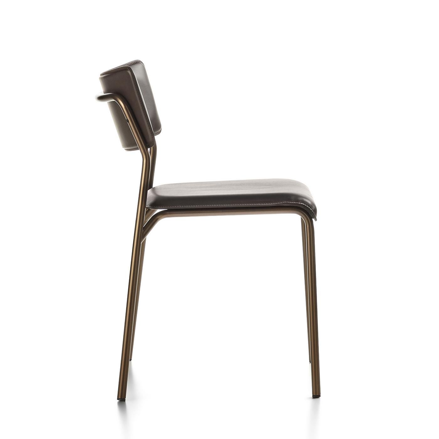 Italian Isotta Leather Chair by Enrico Pellizzoni For Sale