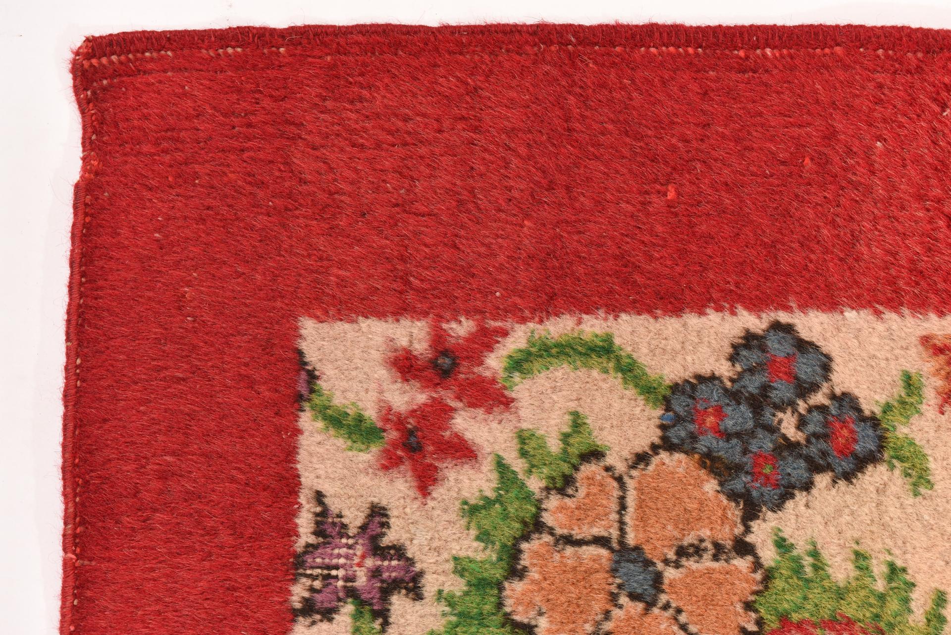 Wool Isparta Carpet with Bunches of Flowers For Sale