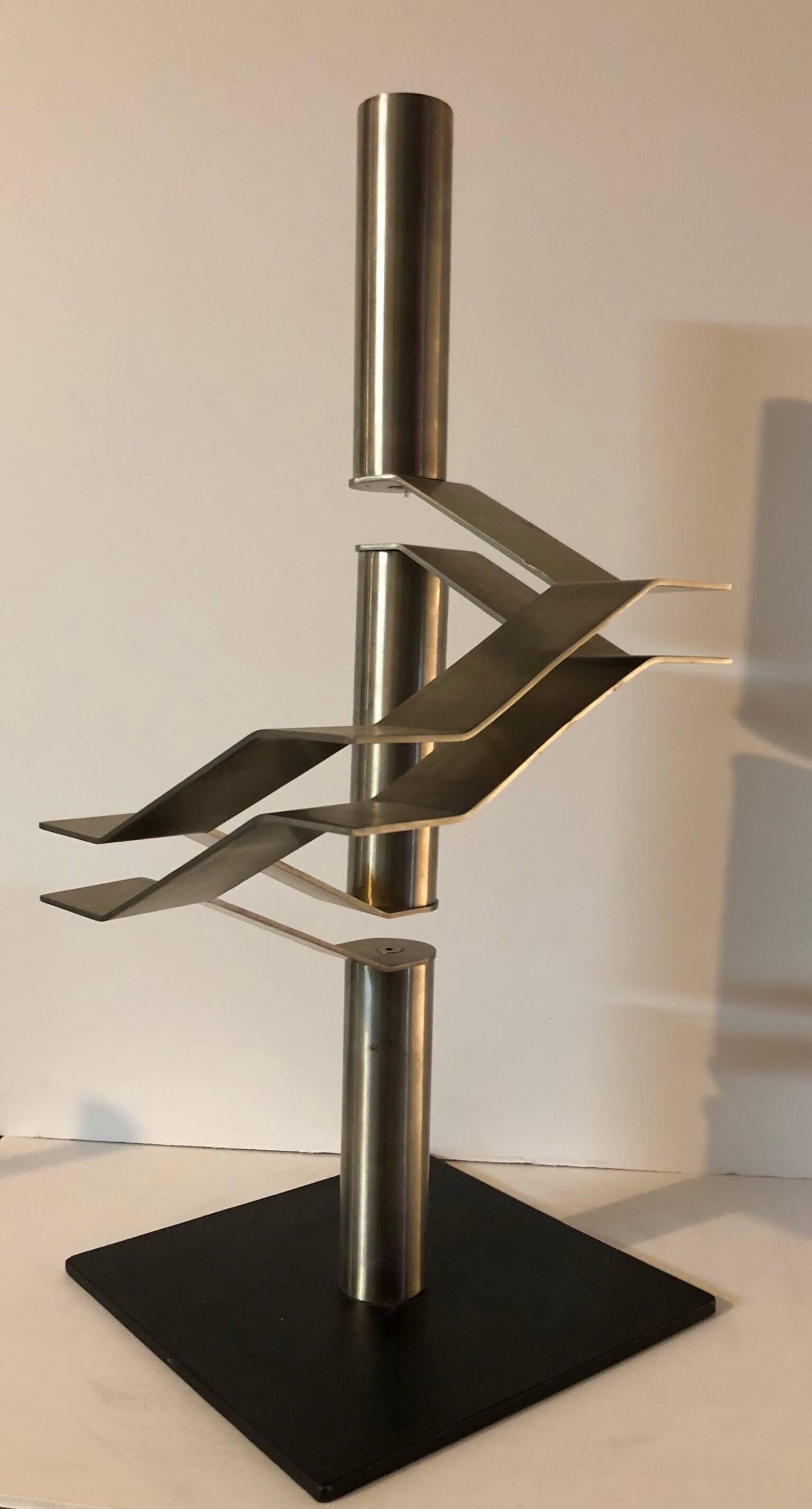 Abstract Sculpture Israel Hadany - Grande maquette de la sculpture israélienne abstraite « Trois tubes » en acier inoxydable