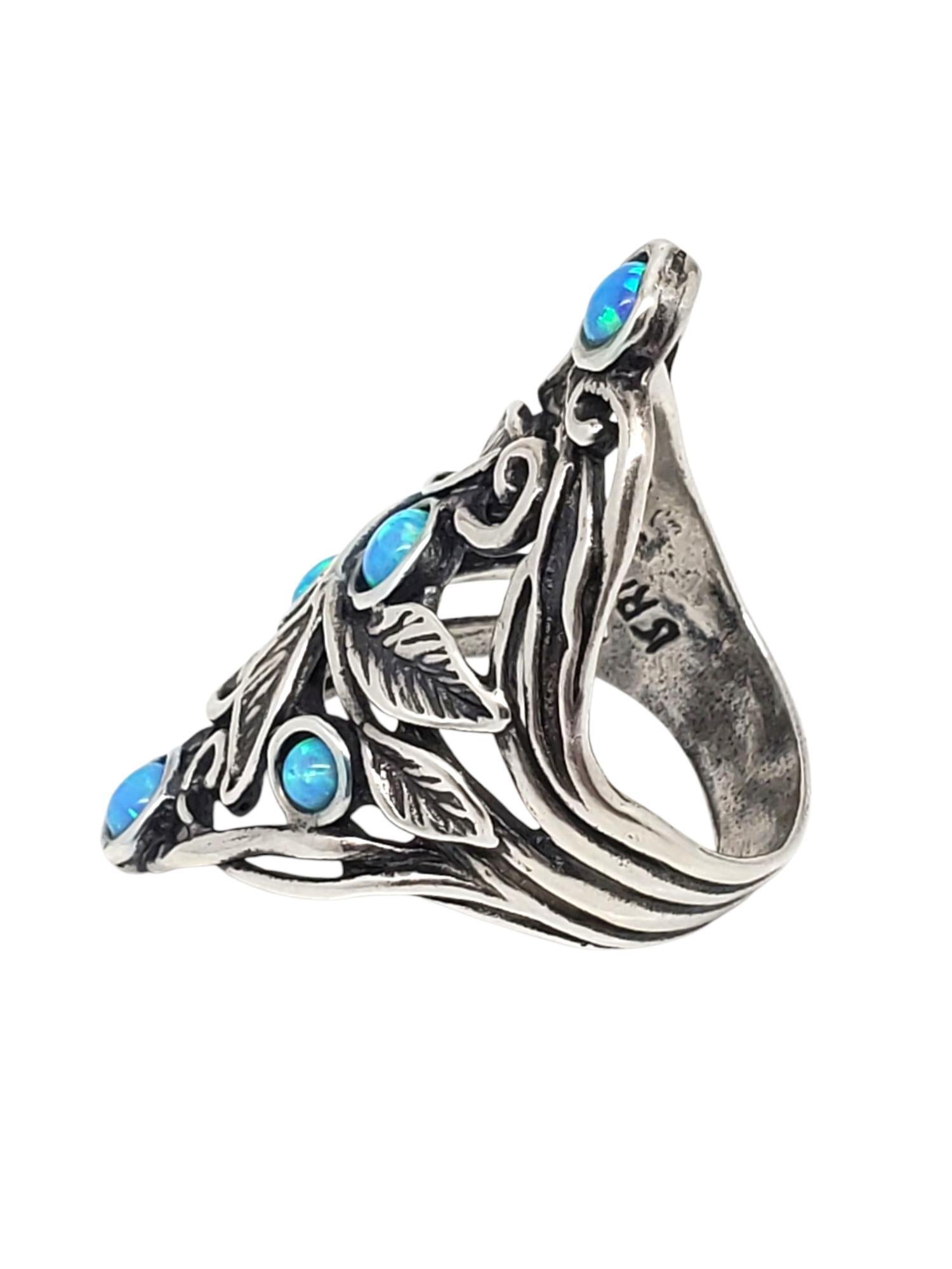 Israel Sterling Silver Anello con opale blu misura 8

Questo anello vintage presenta 6 splendidi opali blu incastonati in un delicato disegno a foglia in argento sterling di Israel.

Taglia : 8

Parte anteriore dell'anello circa 38 mm. x 21 mm. x 3