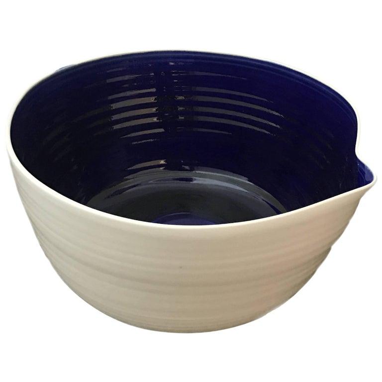 Israeli Artisan Hand-Thrown Studio Pottery Bowl In Excellent Condition For Sale In New York, NY