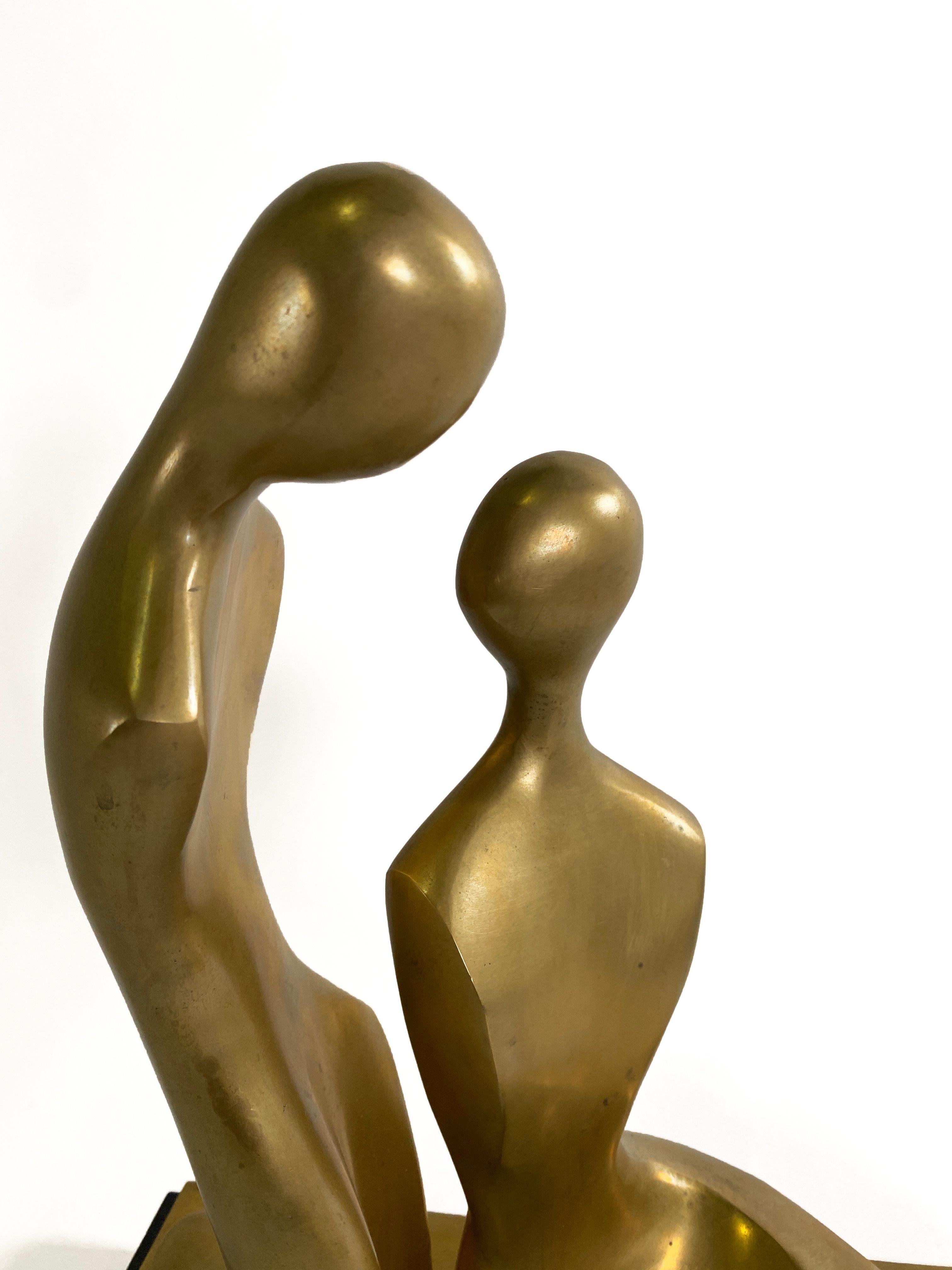 Israeli Modern Brass Sculpture of Lovers, Itzik Benshalom In Good Condition For Sale In Hollywood, FL