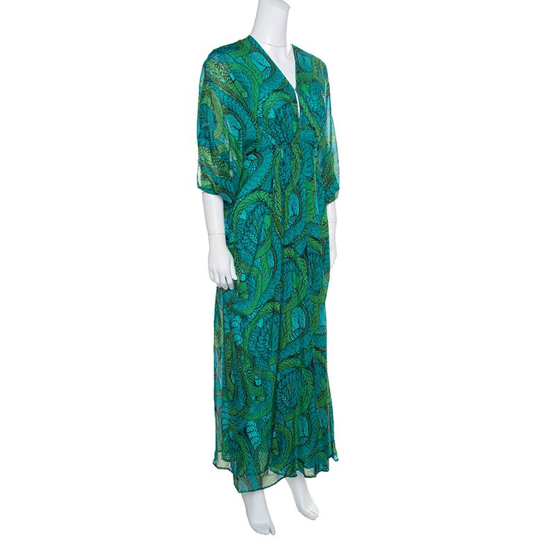 A dress as lovely as this one from Issa deserves a special place in your wardrobe. The green maxi dress is made of a silk blend and features a printed pattern all over it. It flaunts a ruched silhouette and a V-neckline and is complete with a zip