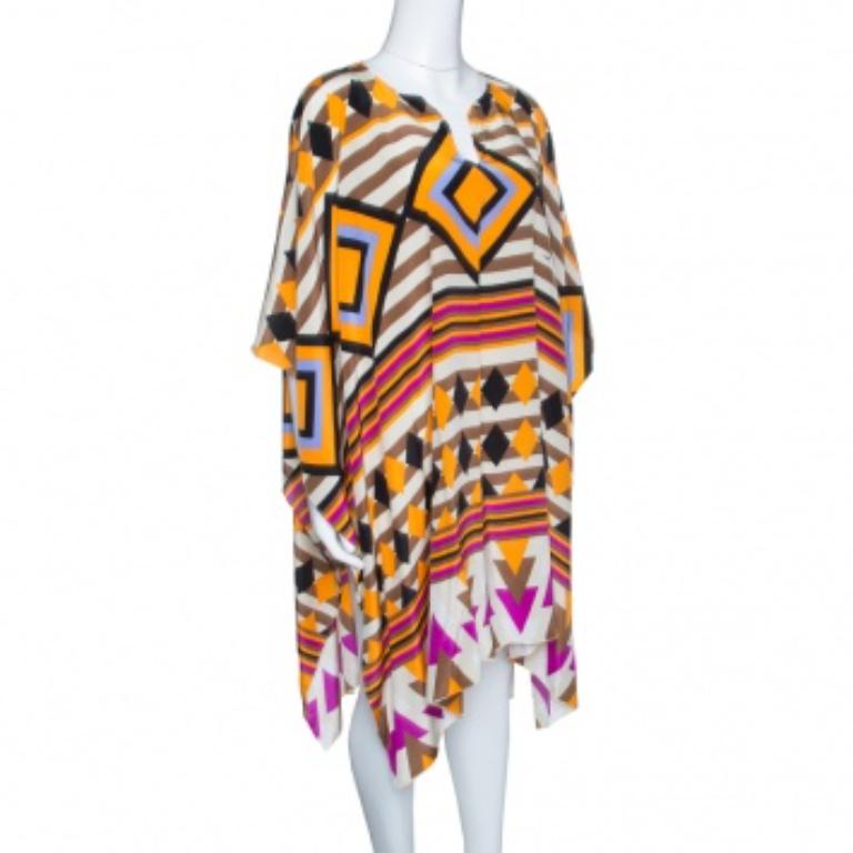 Túnica caftán de seda estampada multicolor Issa ( Talla libre ) en Bueno estado para la venta en Dubai, Al Qouz 2