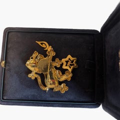 Issac Nussbaum 14 Karat Yellow Gold Pin