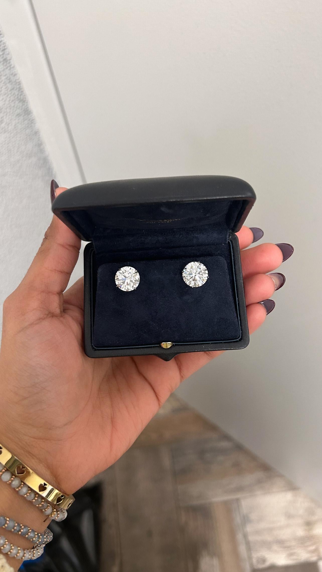 Issac Nussbaum Platinum Martini Set Natural Round Diamond Earrings In New Condition For Sale In New York, NY