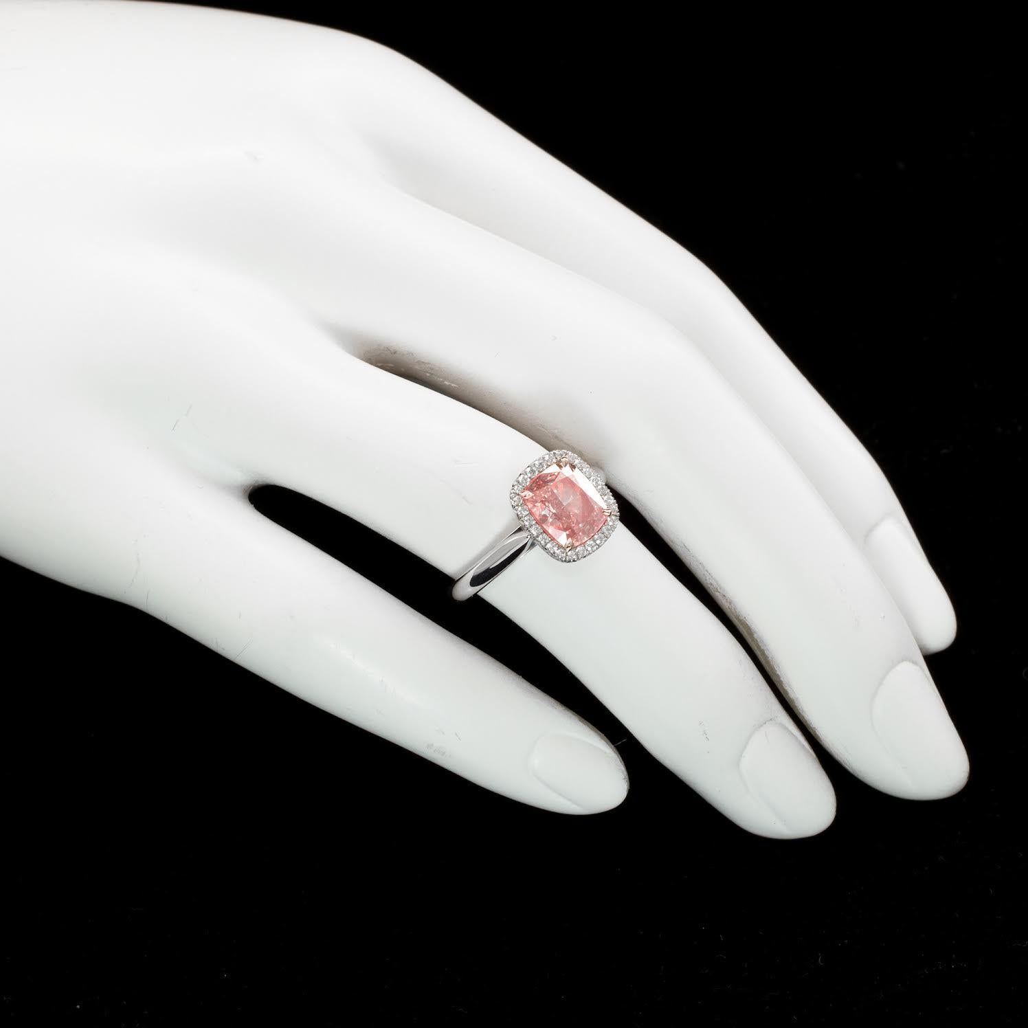 Modern Issac Nussbaum 2.02 Carat Pink Diamond Engagement Ring For Sale
