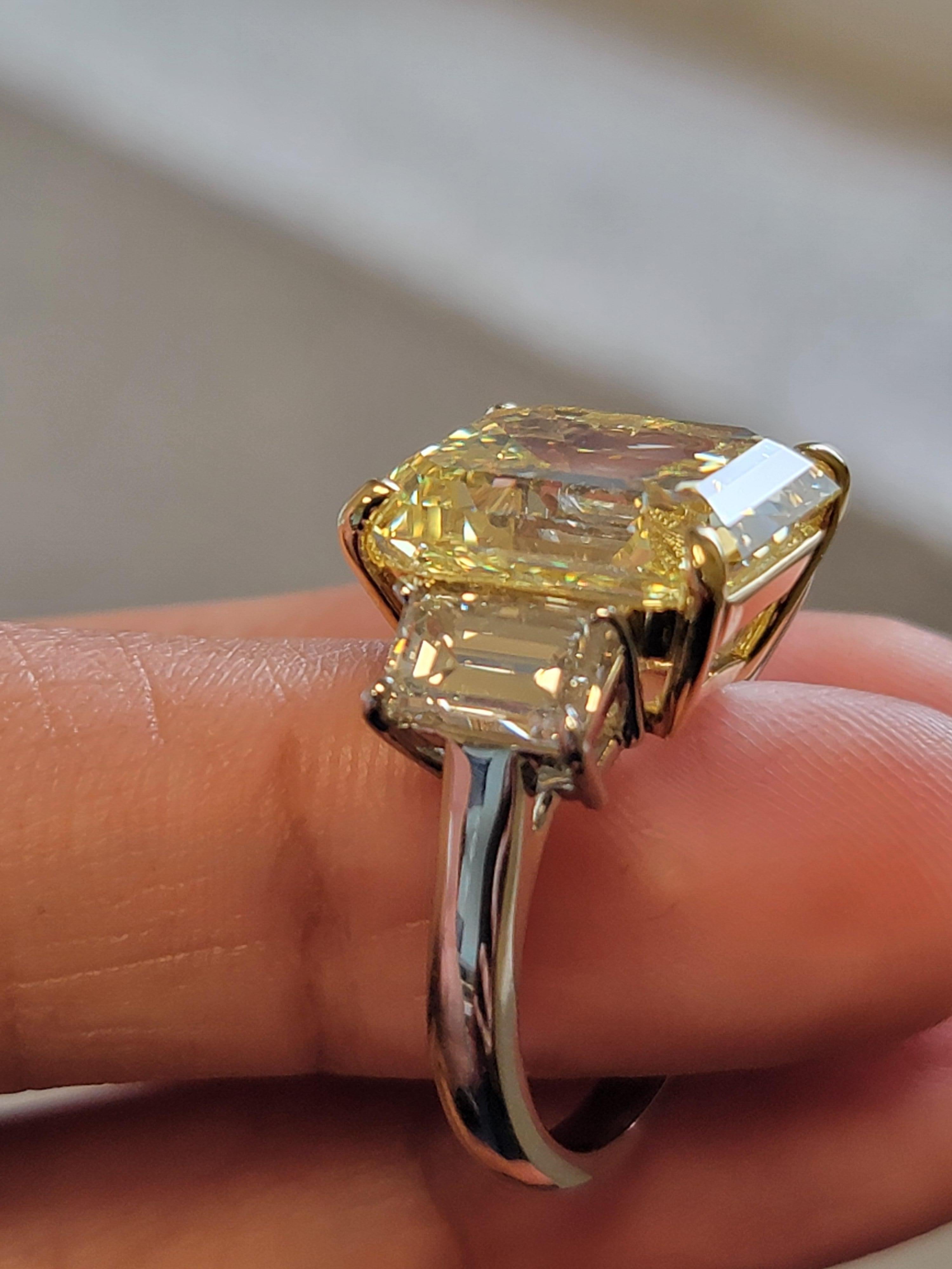 Issac Nussbaum 7.41 Carat Radiant Cut Diamond Engagement Ring In New Condition For Sale In New York, NY
