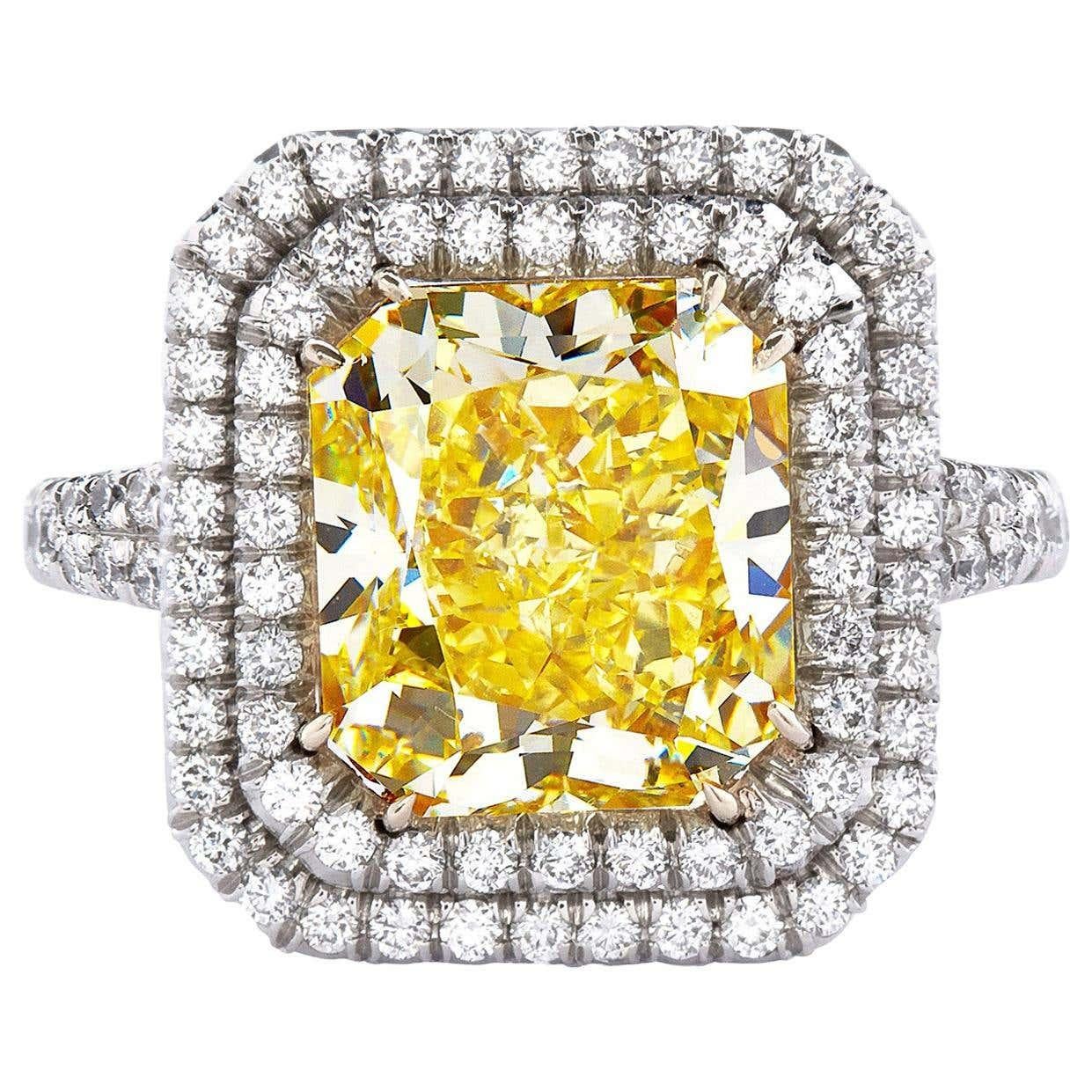 Issac Nussbaum GIA Certified 4.68 Carat Yellow Radiant Cut Engagement Ring 1