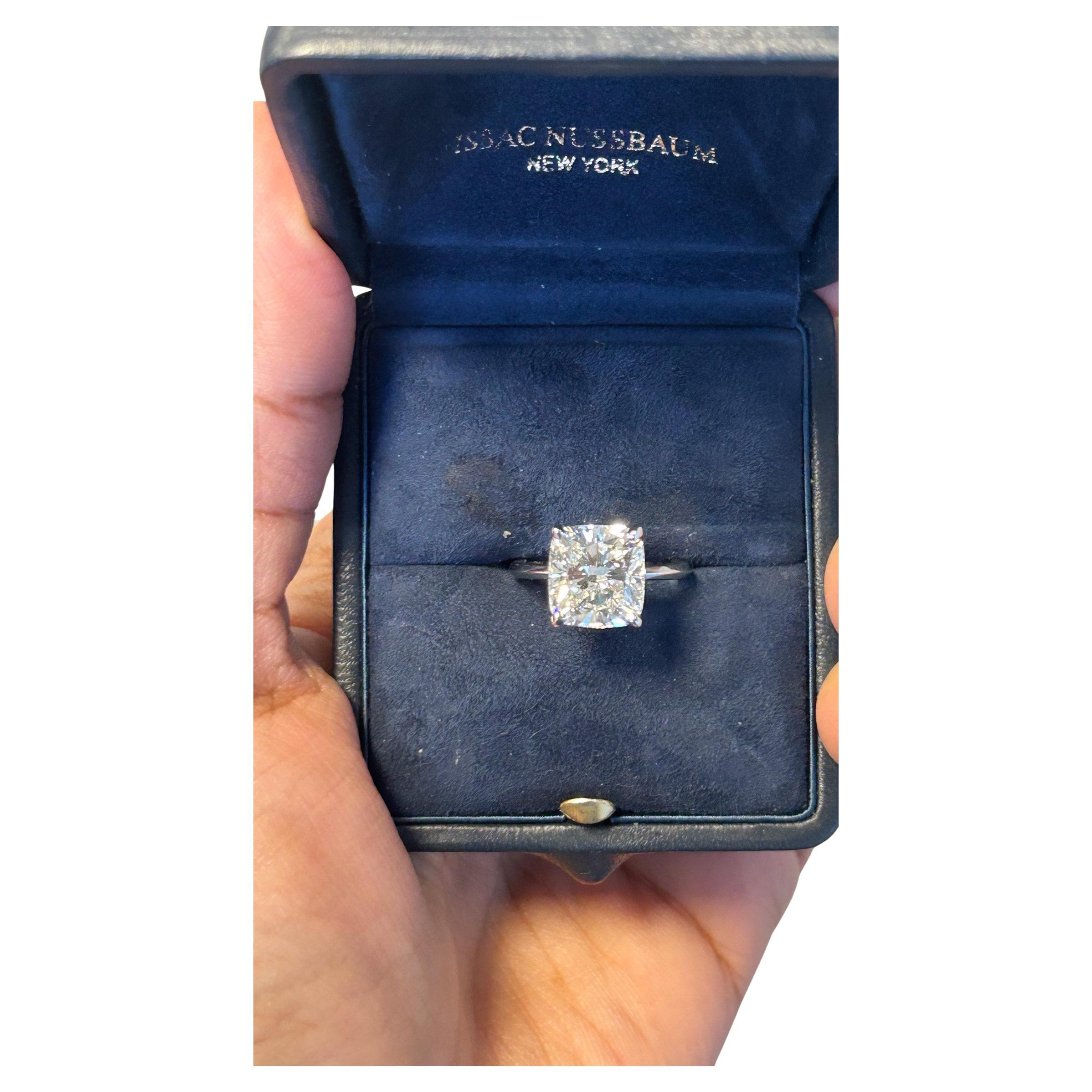 Issac Nussbaum Verlobungsring mit GIA-zertifiziertem 5,02 Karat Diamant im Kissenschliff