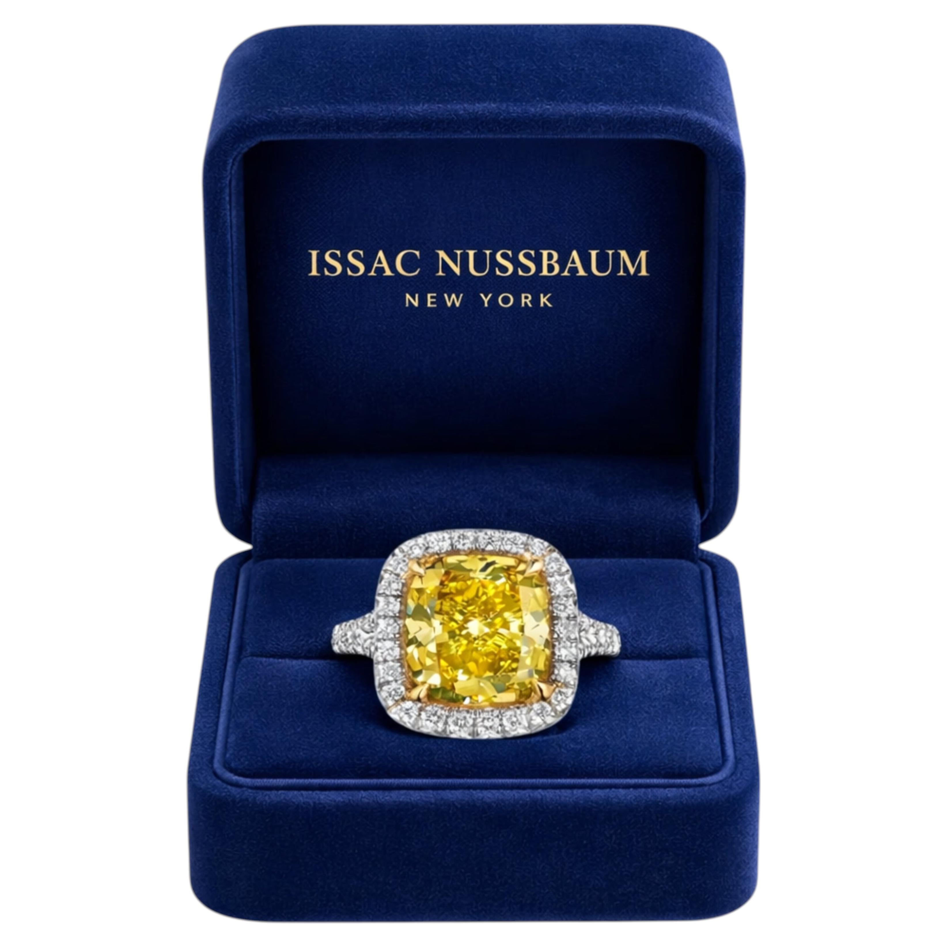 GIA zertifizierter 5,05 Karat Vivid Yellow Cushion Cut Diamantring im Angebot