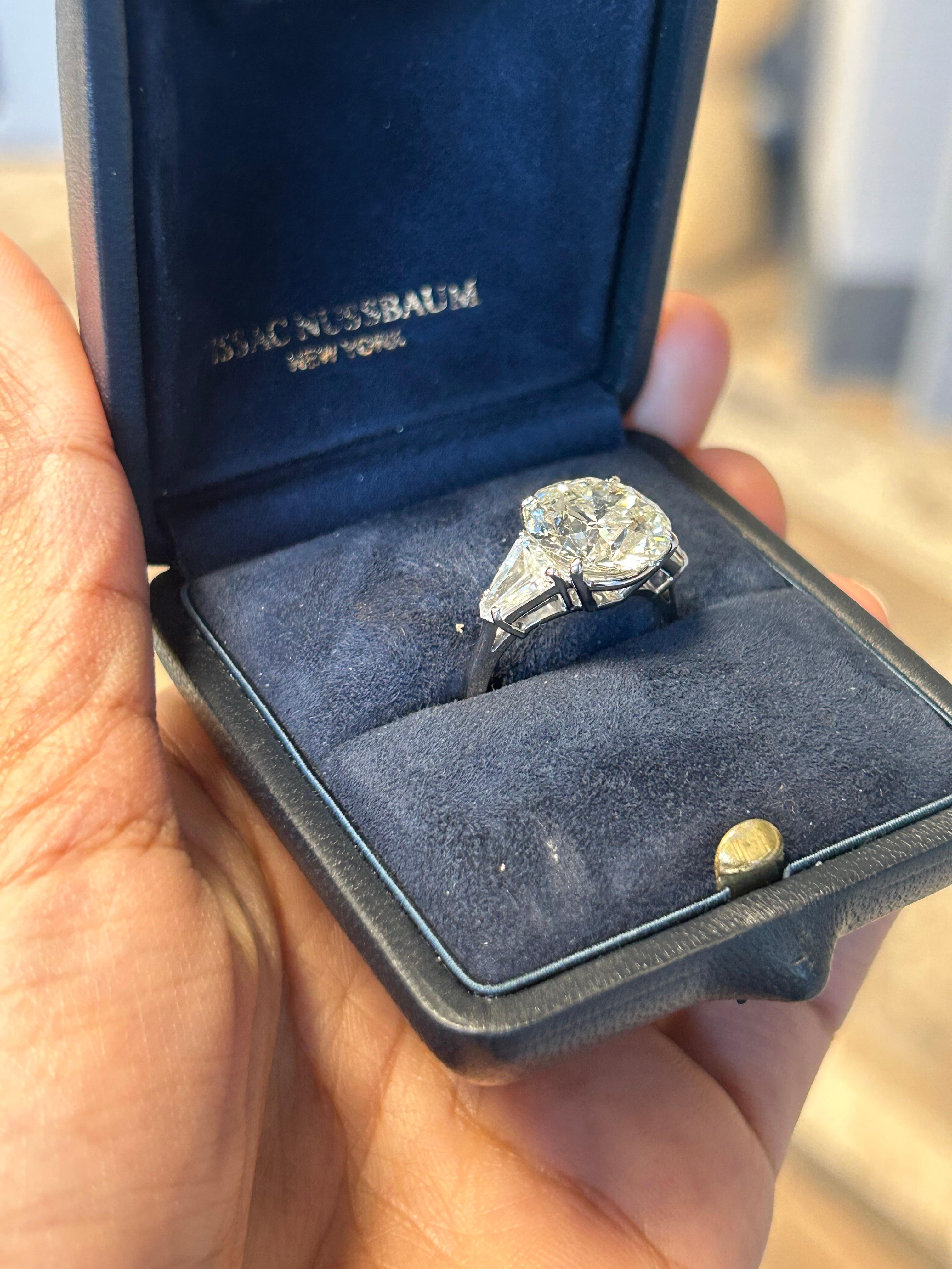 Modern Issac Nussbaum GIA Certified 6.01 Carat Round Diamond Engagement Ring For Sale