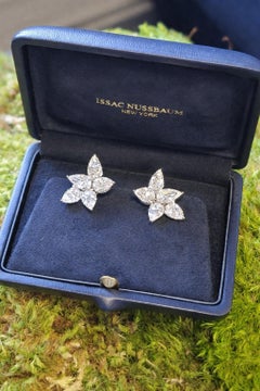Boucles d'oreilles à grappes de diamants certifiées GIA Issac Nussbaum