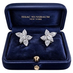 Orecchini a grappolo con diamanti certificati GIA di Issac Nussbaum