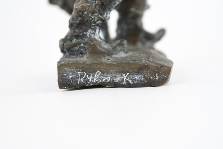 A cast bronze sculpture depicting an elderly jewish peddler carrying a basket of geese going to the shtetl market. Signed on base. This is not editioned. there is no edition number. this might be an early cast from Palestine/Israel.

Issachar Ber