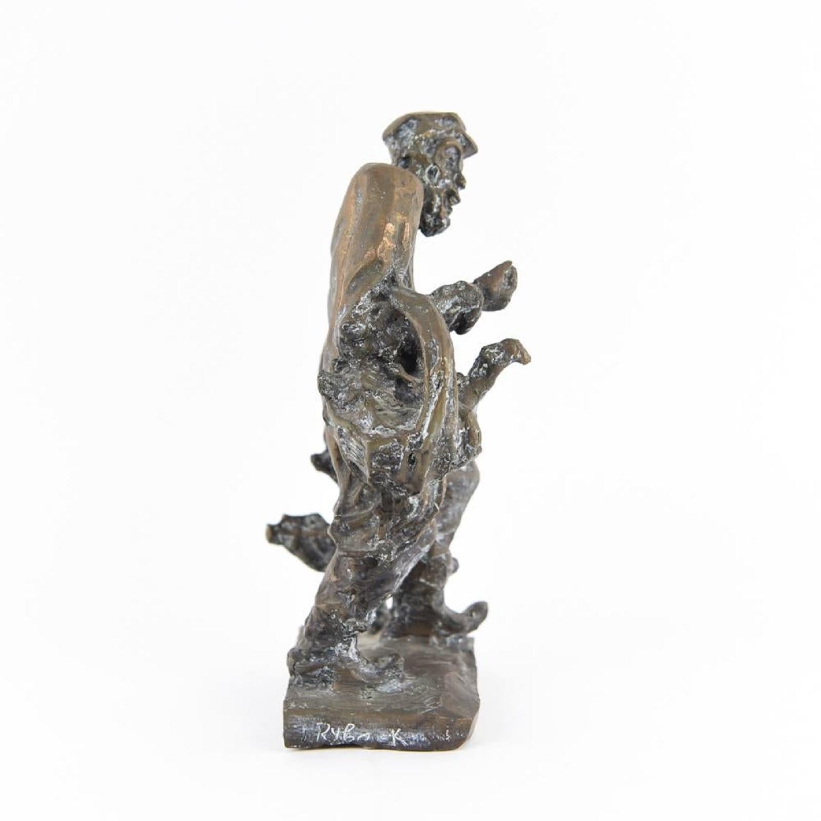 Bronze Judaica Expressionistische Skulptur Russische jüdische Shtetl Gänseblümchen-Peddler aus Bronze im Angebot 4