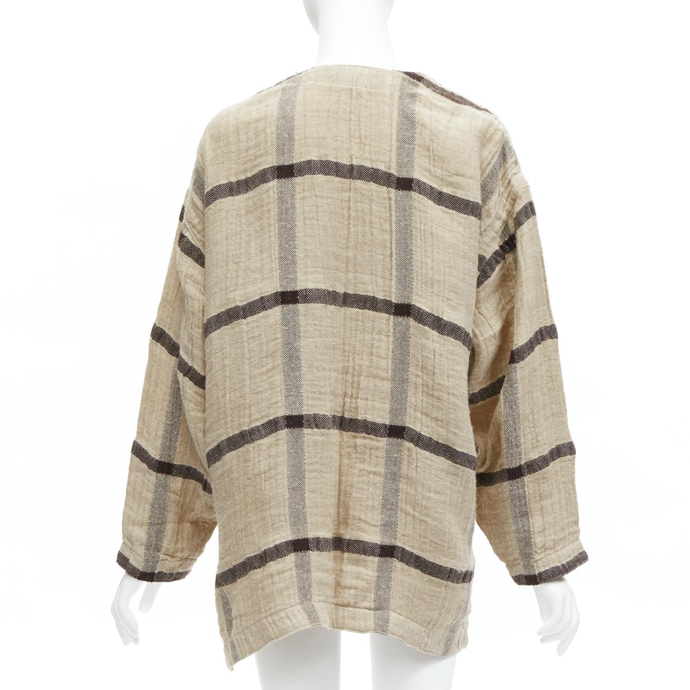 Women's ISSEY MIYAKE 1980s Vintage beige black wrap front oversized crinkle coat JP9 For Sale