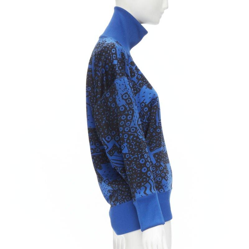 ISSEY MIYAKE 1980er Jahre Vintage Rollkragenpullover mit blau-schwarzem Illustrationendruck M im Zustand „Gut“ im Angebot in Hong Kong, NT