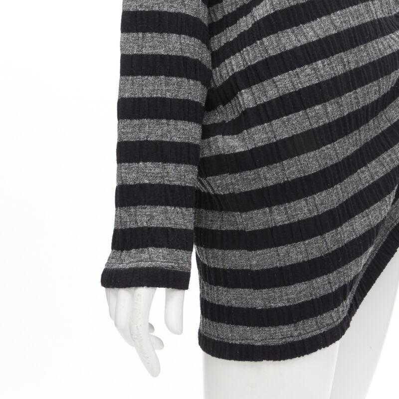 Issey Miyake 1980, maglione vintage a righe nere e grigie con arricciature S in vendita 5